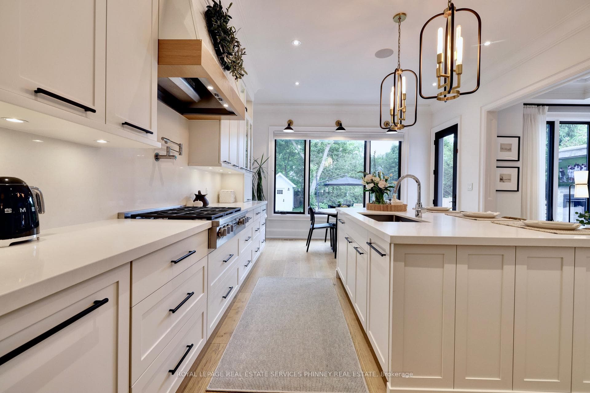 179 Douglas Avenue photo 16