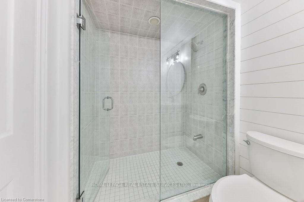 1074 Gabriel Place Unit Lower photo 14