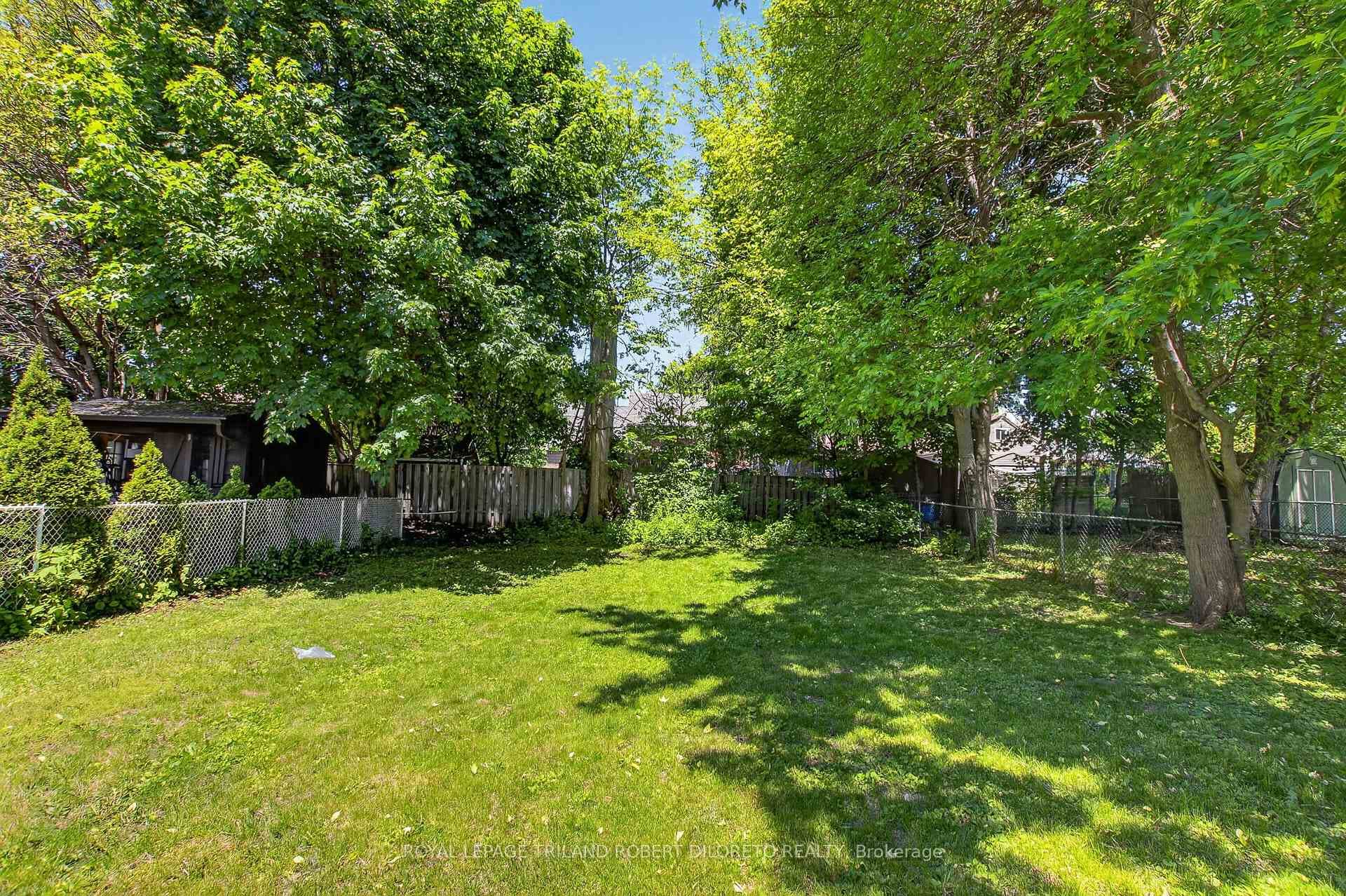 80 Beattie Avenue photo 4