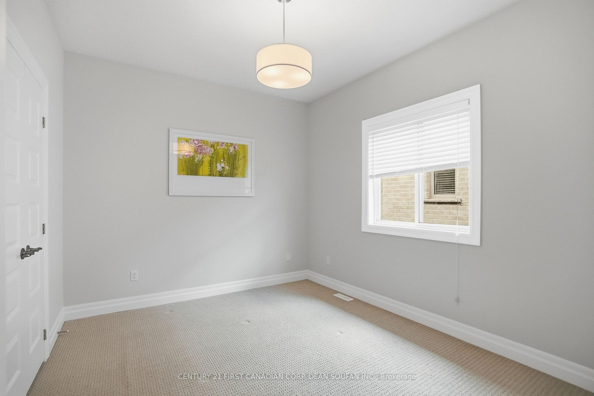 2080 BEAVERBROOK Avenue Unit 2 photo 13