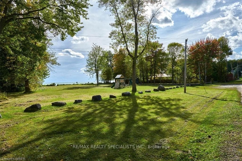 4264 Lakeview Drive photo 26