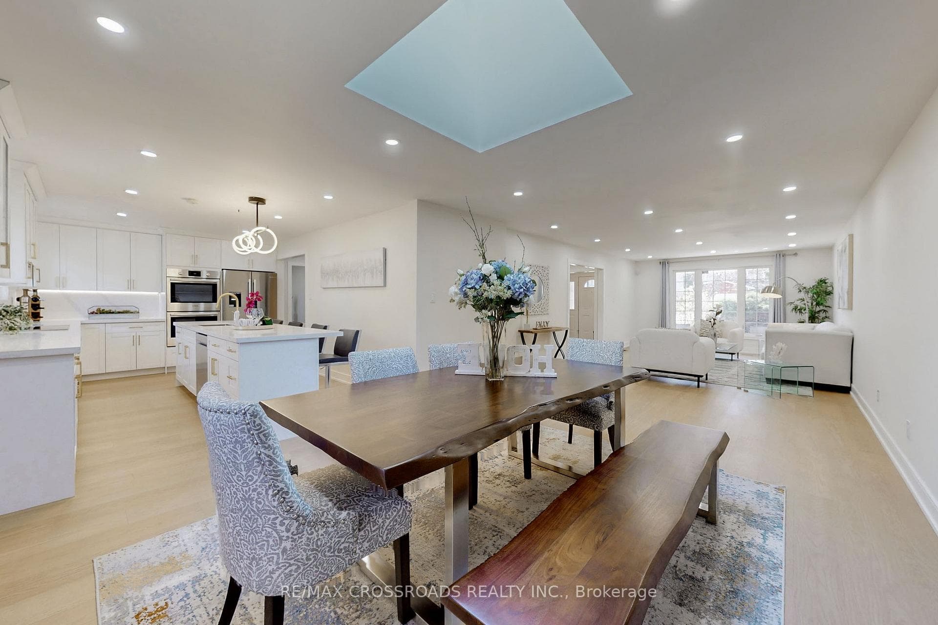 128 Abbeywood Trail photo 6