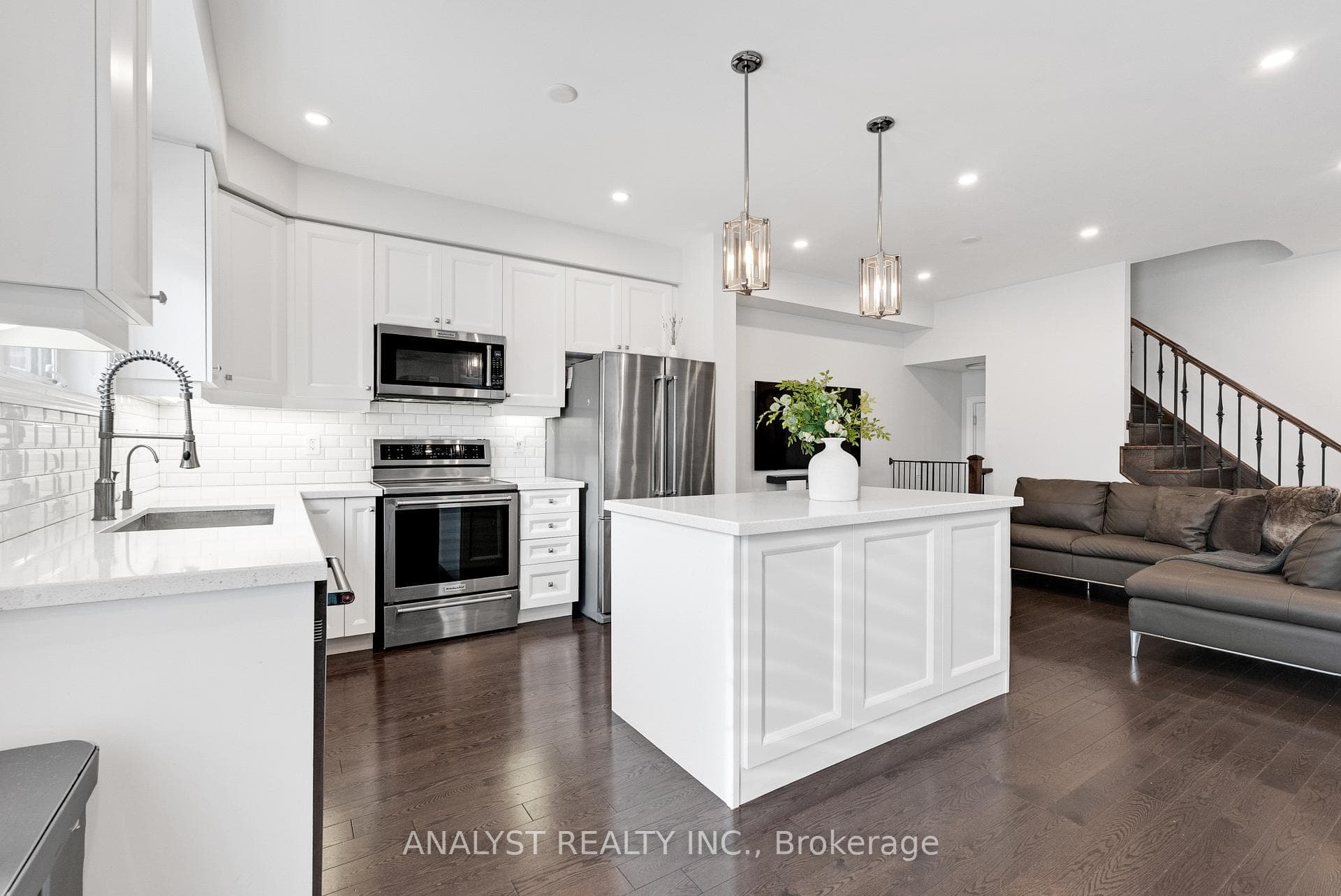 108 Morra Avenue photo 10