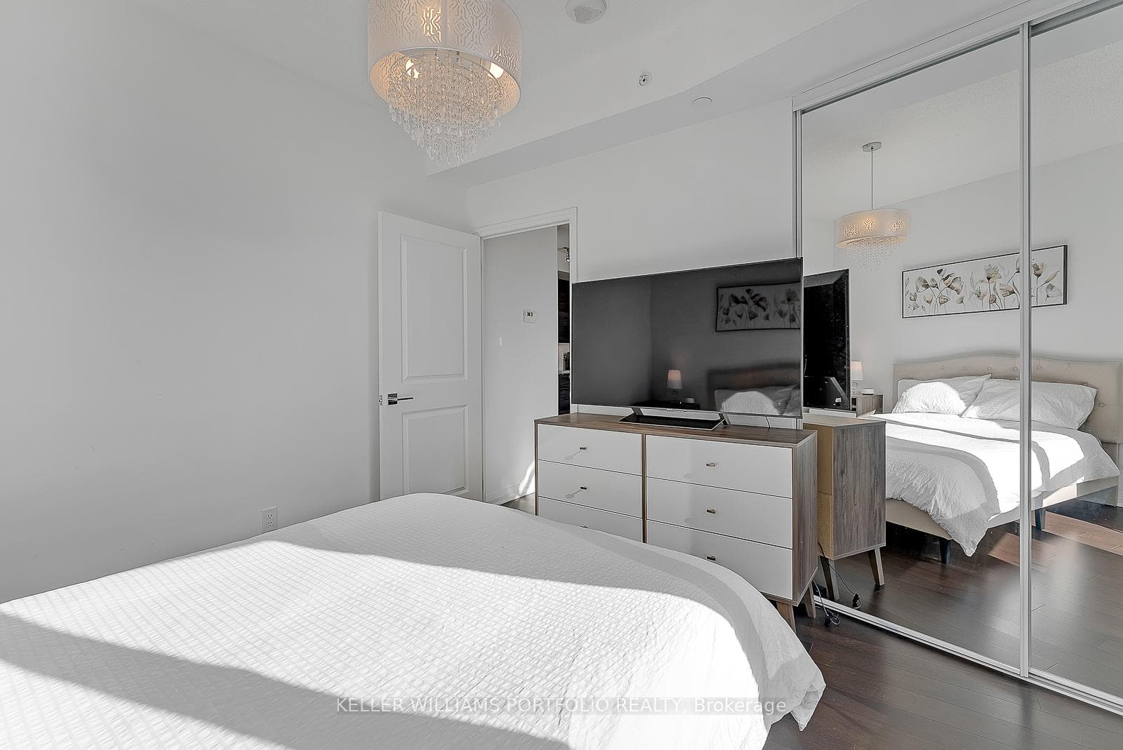 59 Annie Craig Drive Unit 1708 photo 16