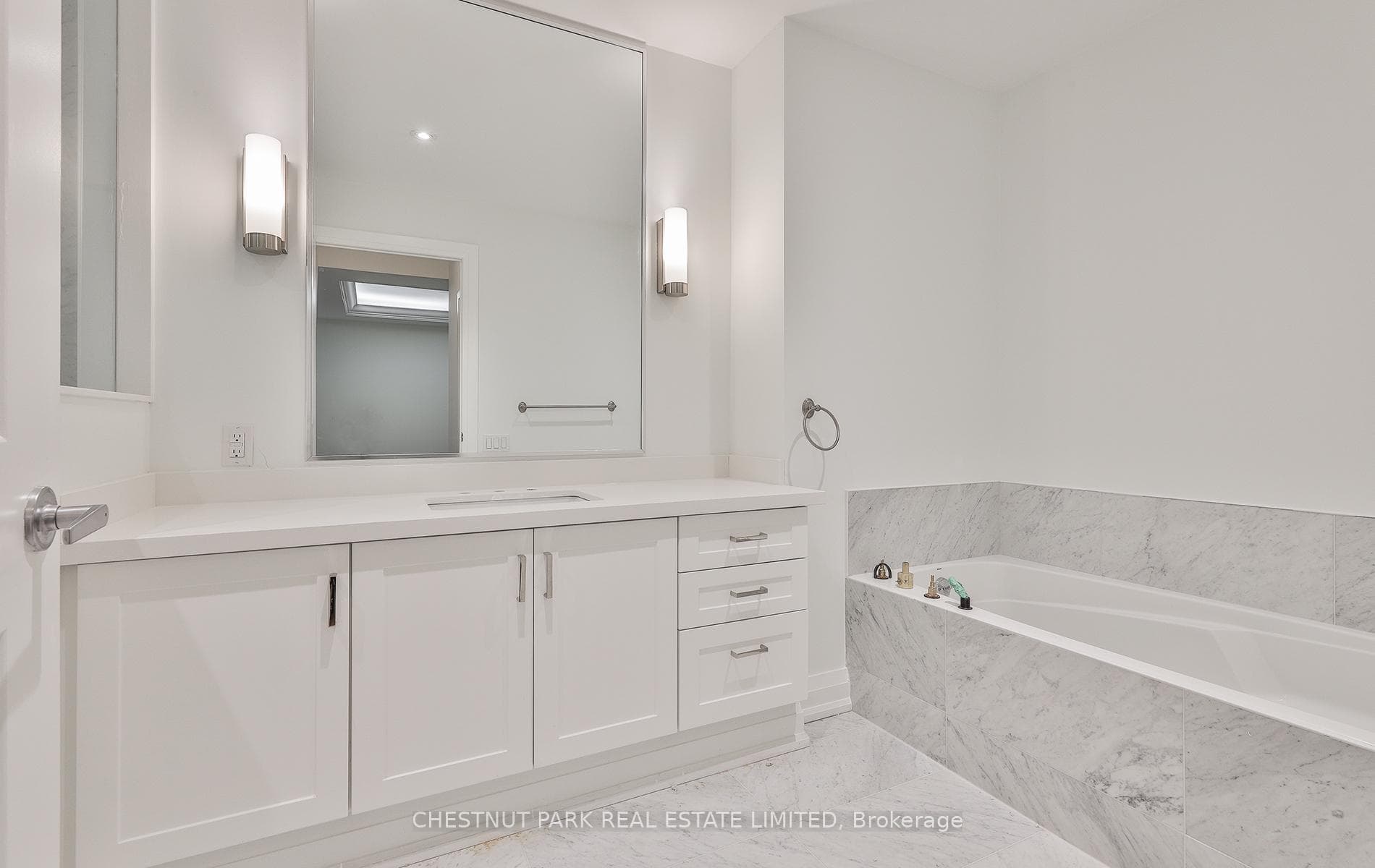 primary ensuite