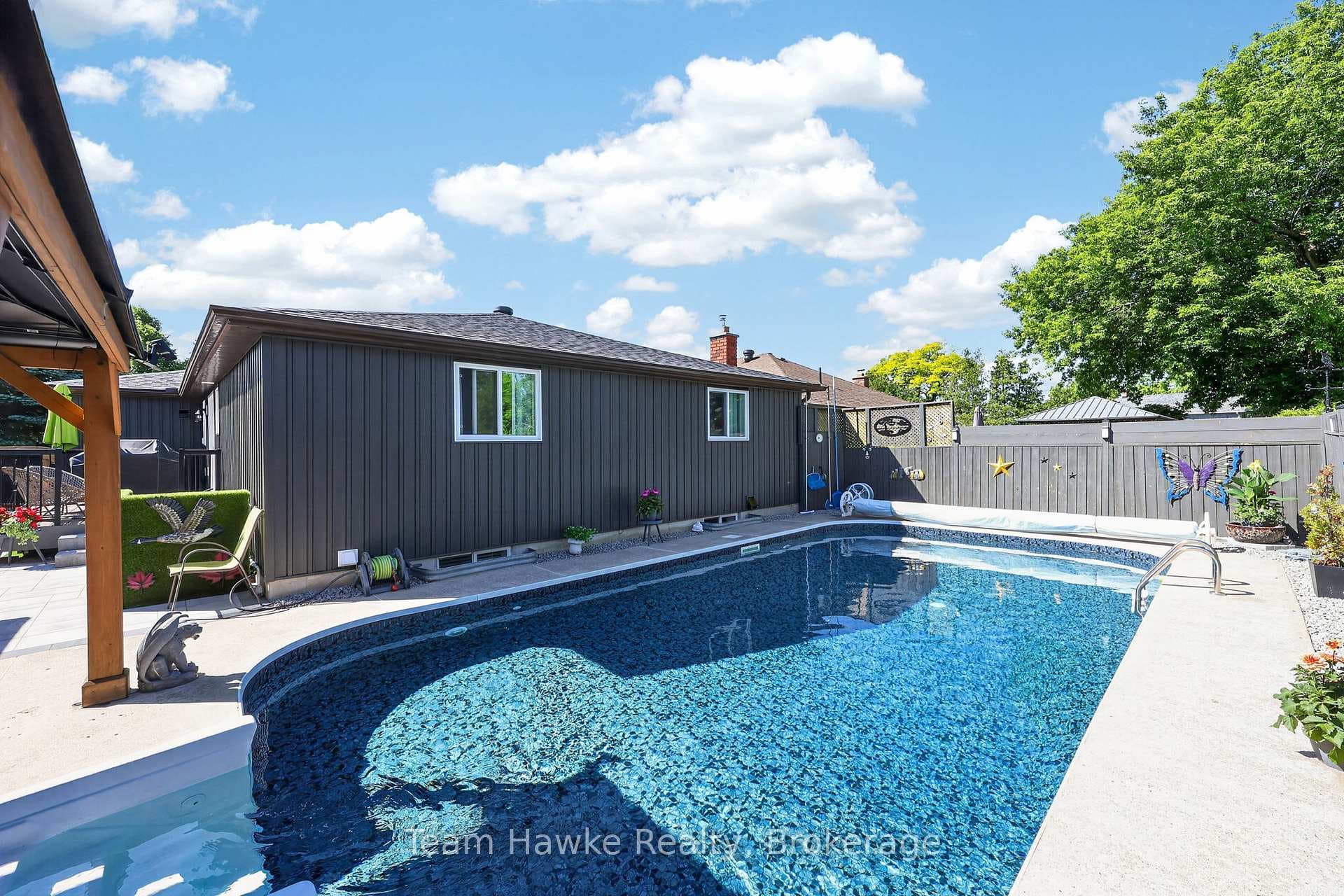 400 Galloway Boulevard photo 36