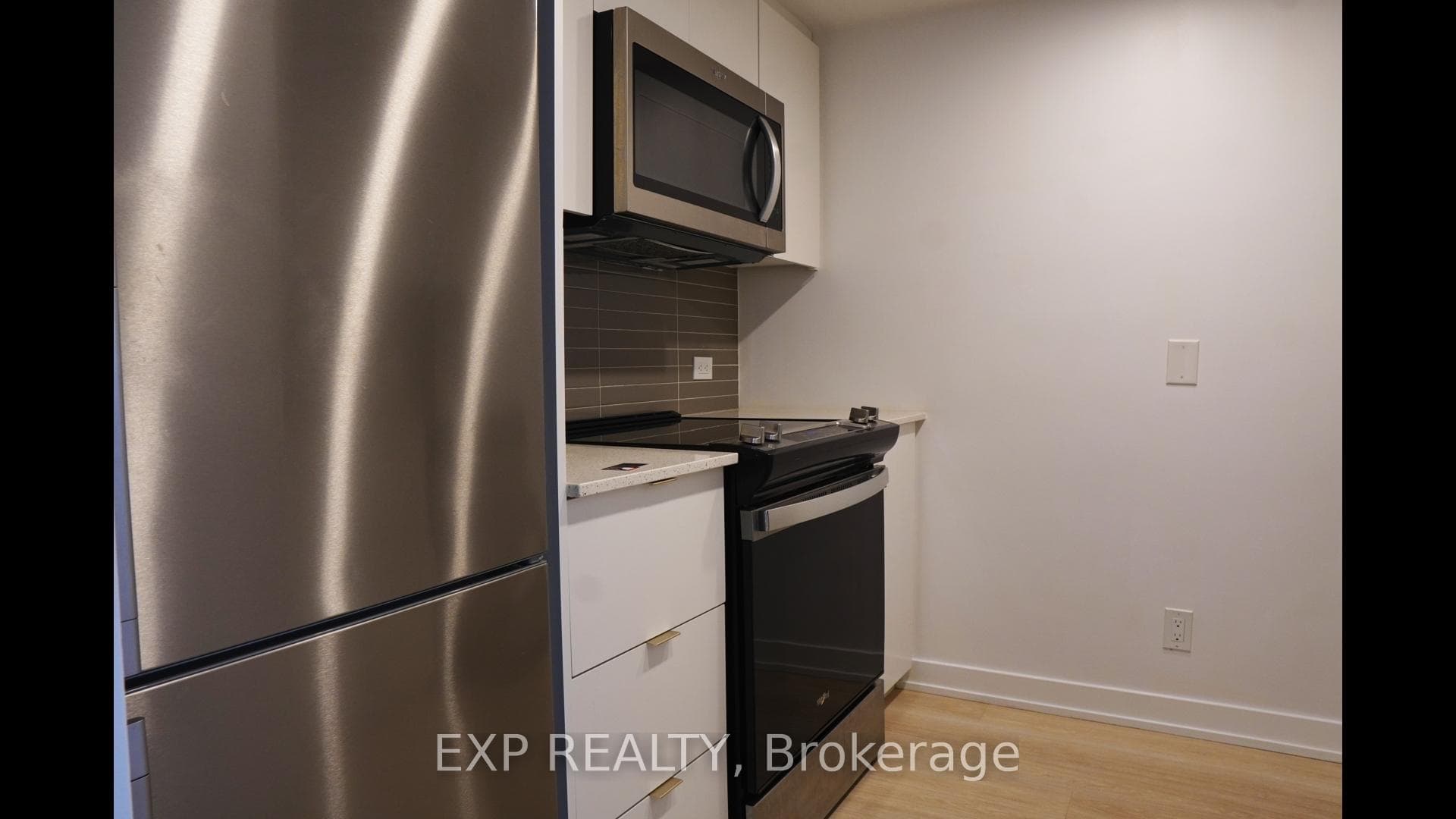 30 Tretti Way Unit 217 photo 4