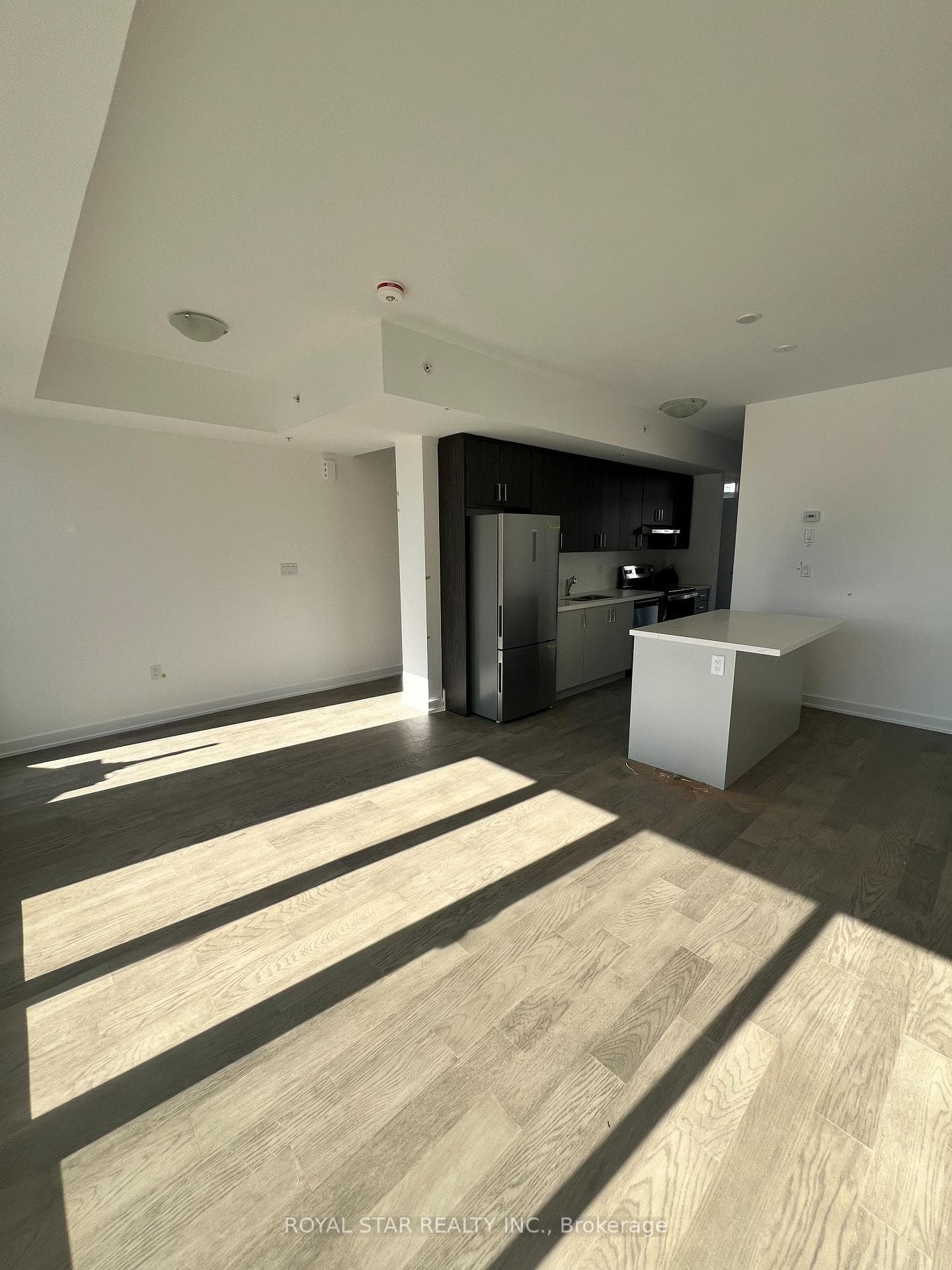 184 Angus Drive Unit 3 photo 11