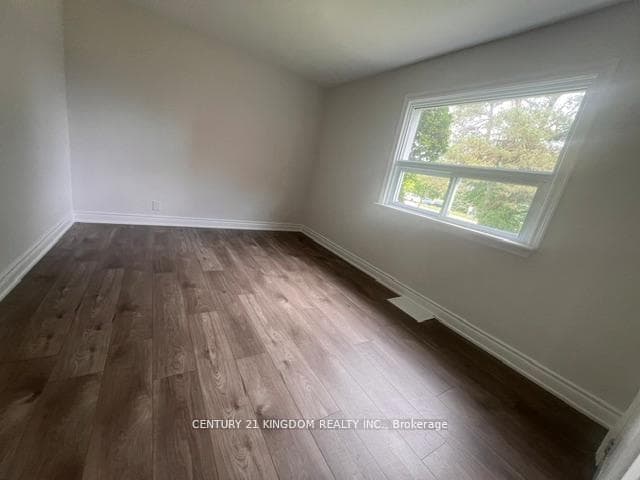 132 Old Harwood Avenue photo 9