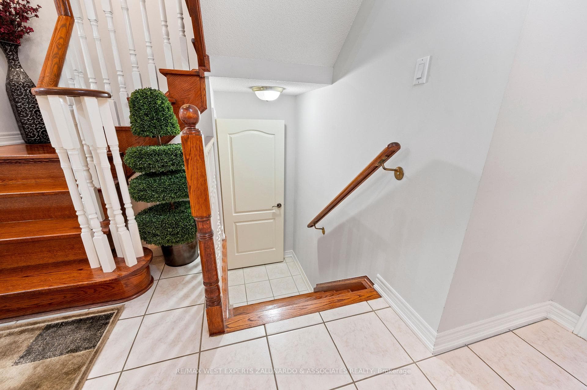 59 Forest Fountain Drive photo 26