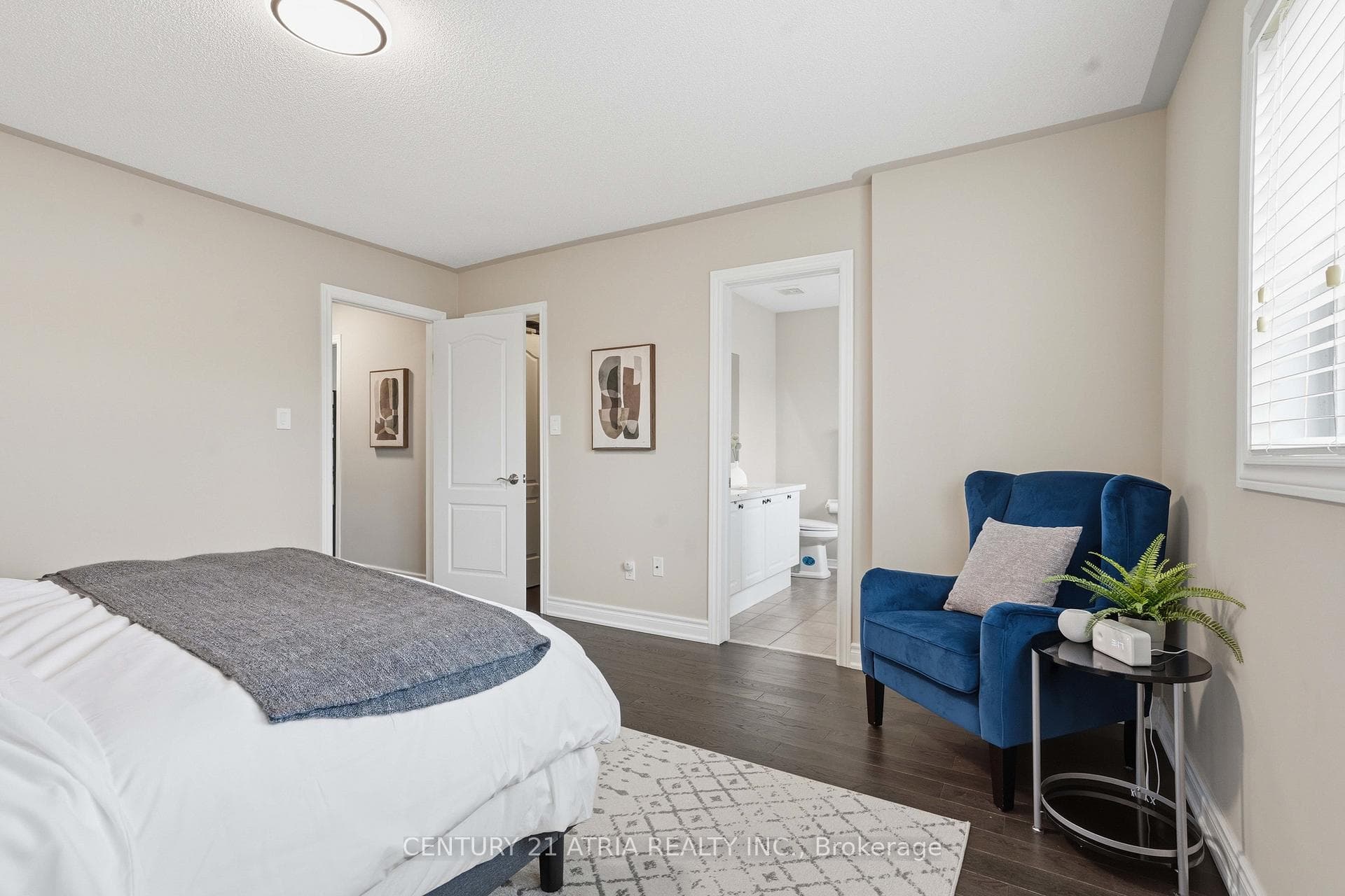 72 Dovetail Drive photo 14