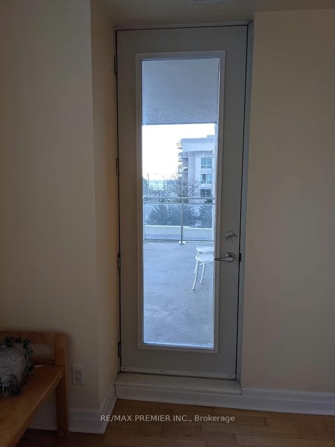 88 Palace Pier Court Unit 301 photo 13