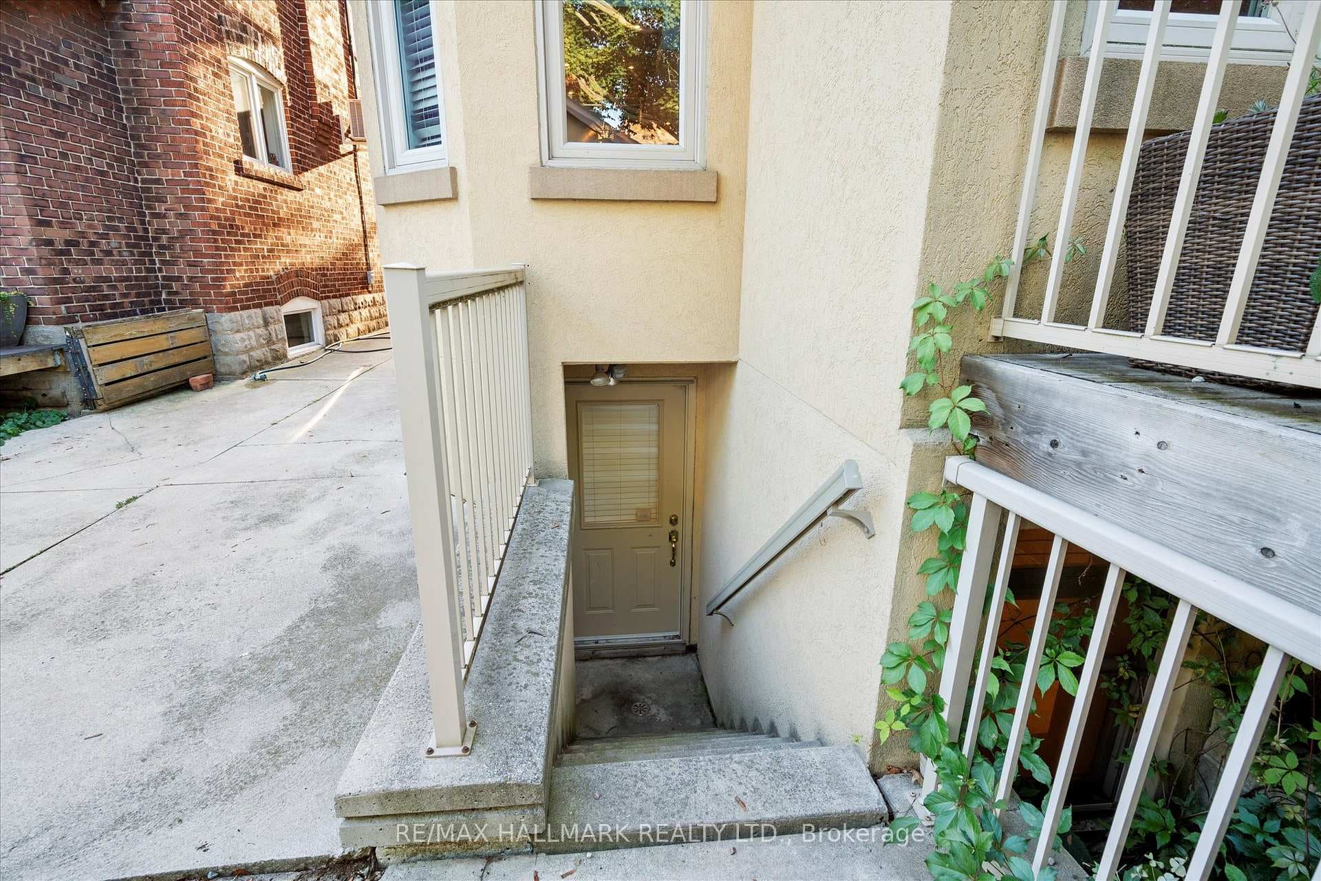 107 Wineva Avenue photo 47