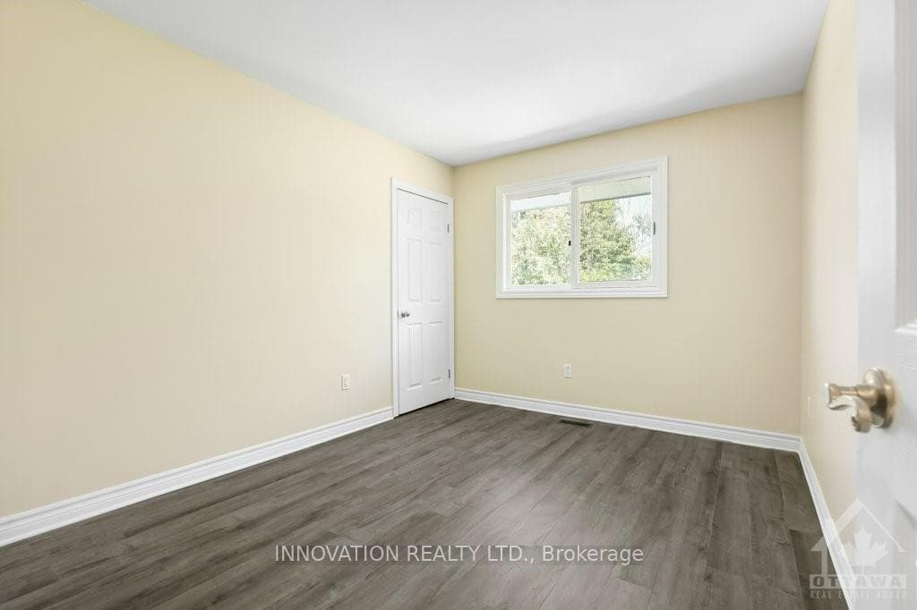 4120 DUNROBIN Road photo 11