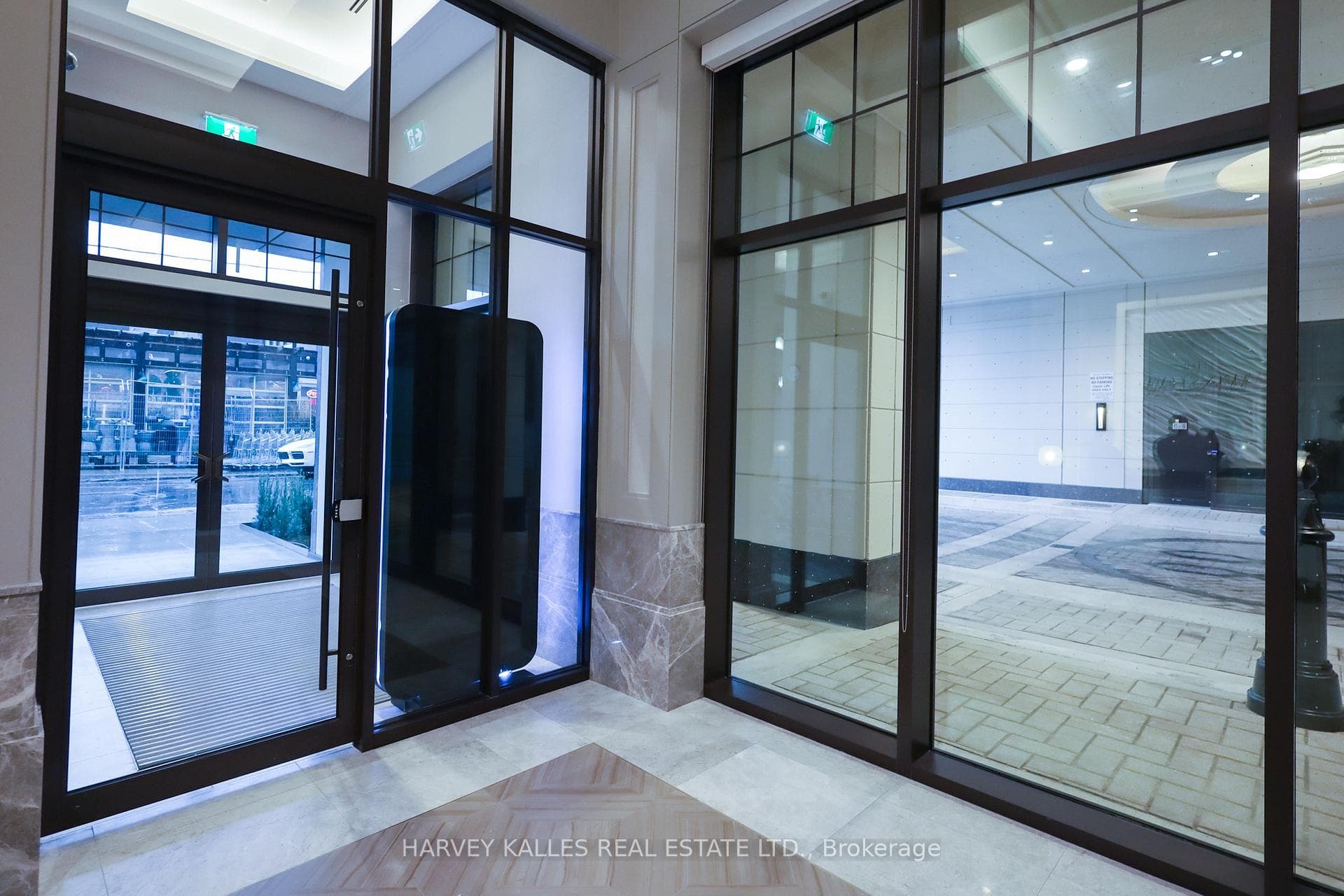 2781 Yonge Street Unit 511 photo 7