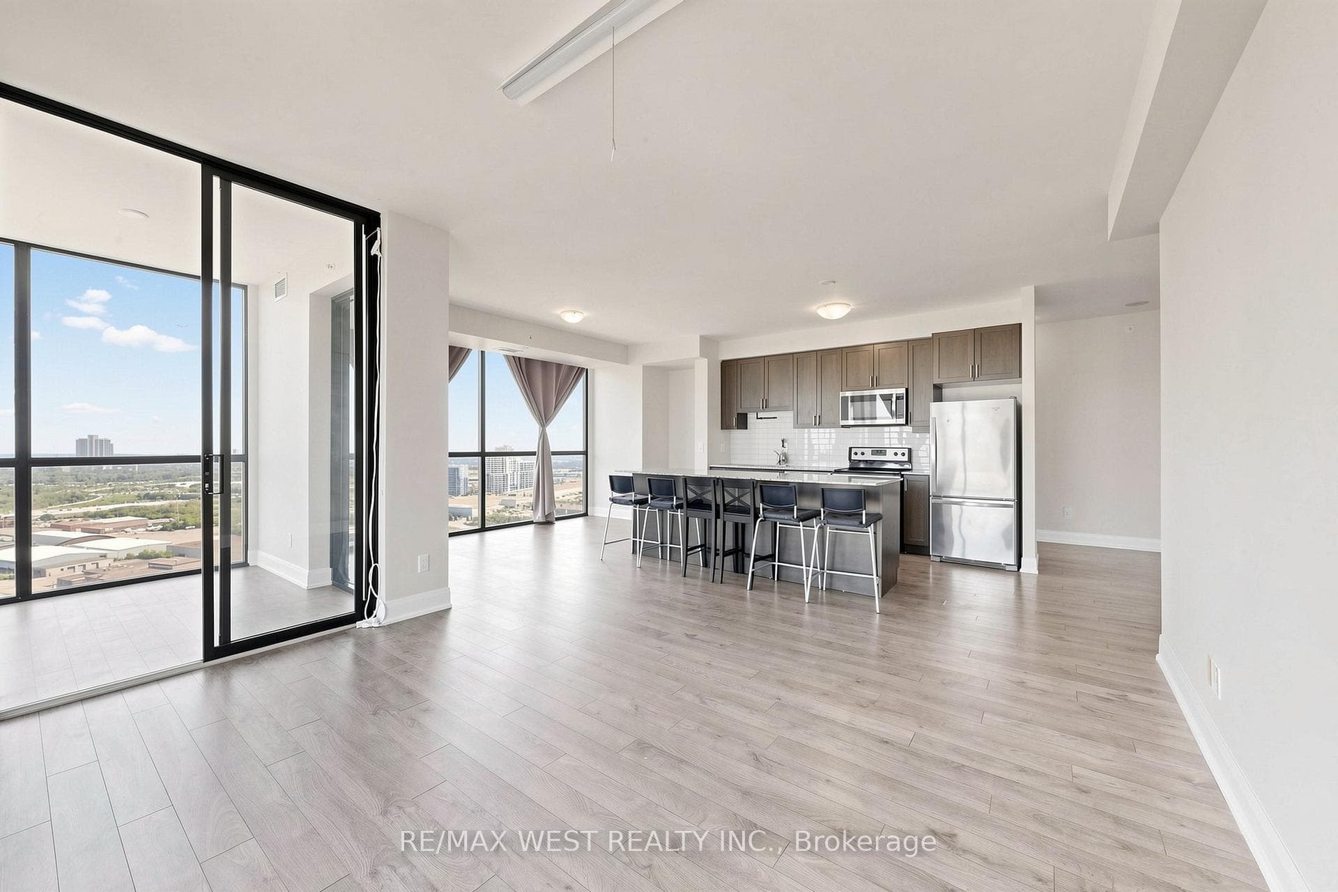 2900 Highway 7 Road Unit 2602 photo 11