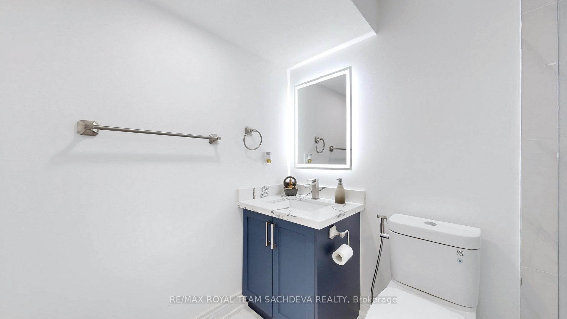 51 Monk Crescent photo 37