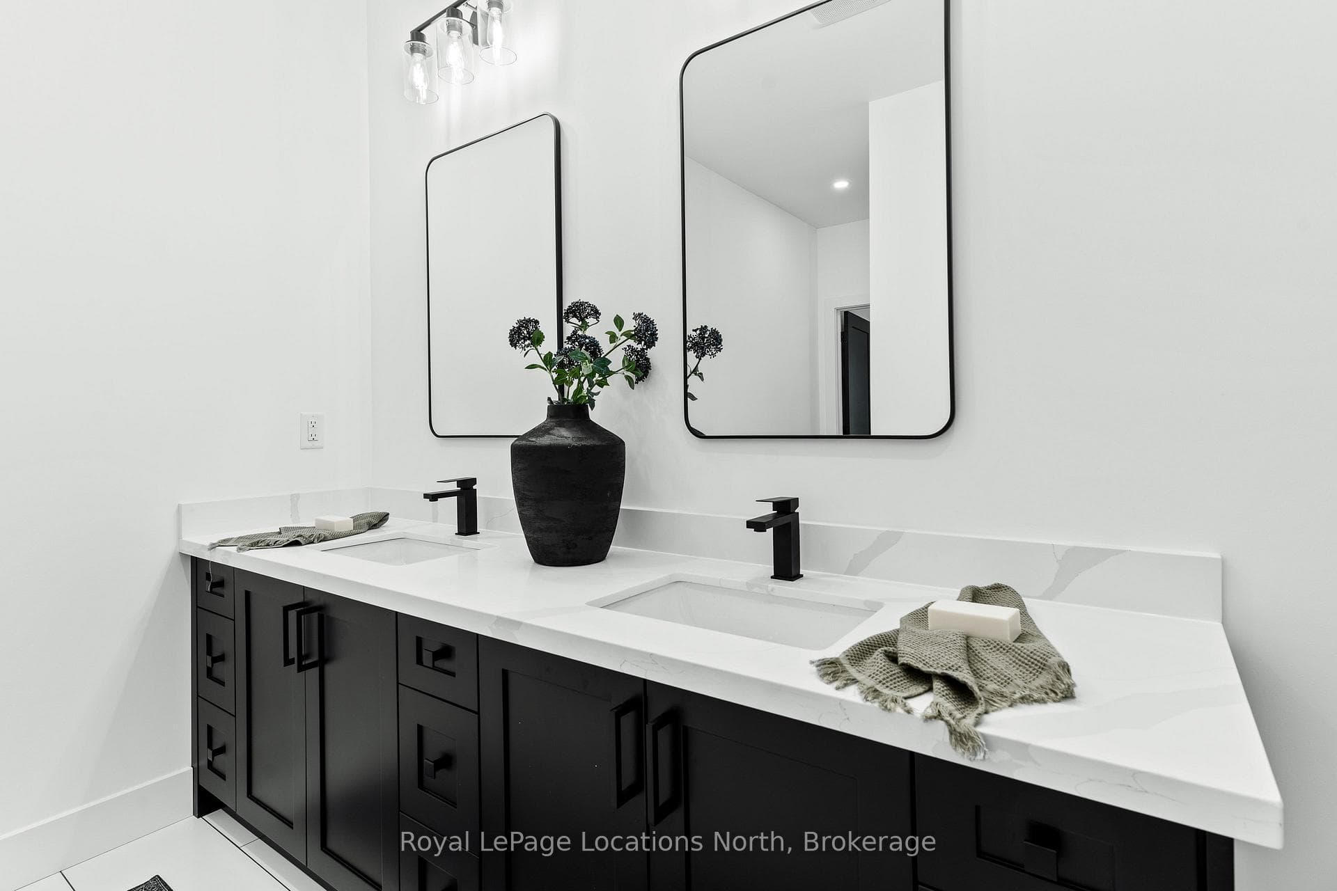 Main floor ensuite