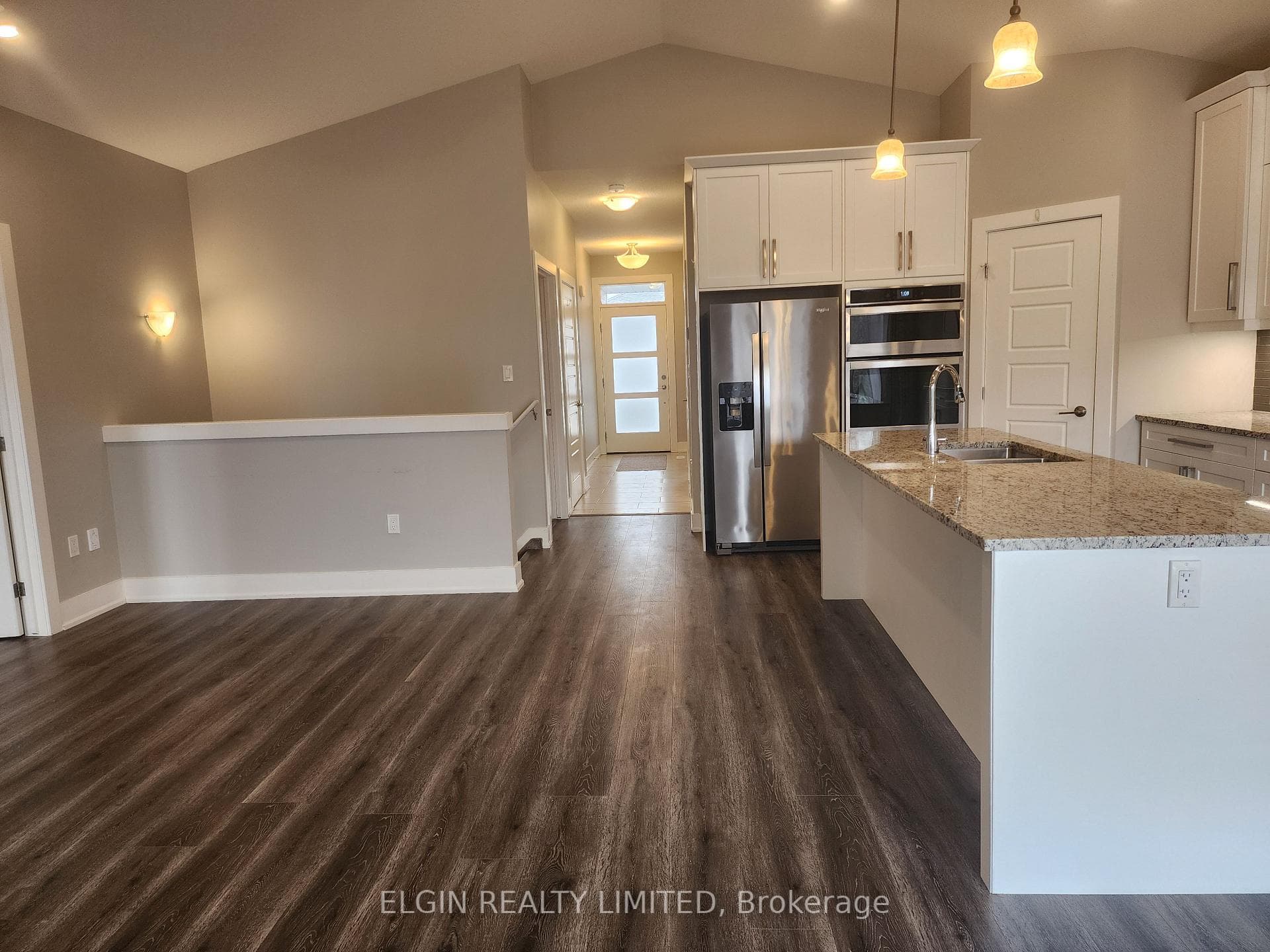 10 Mcpherson Court Unit 20 photo 6