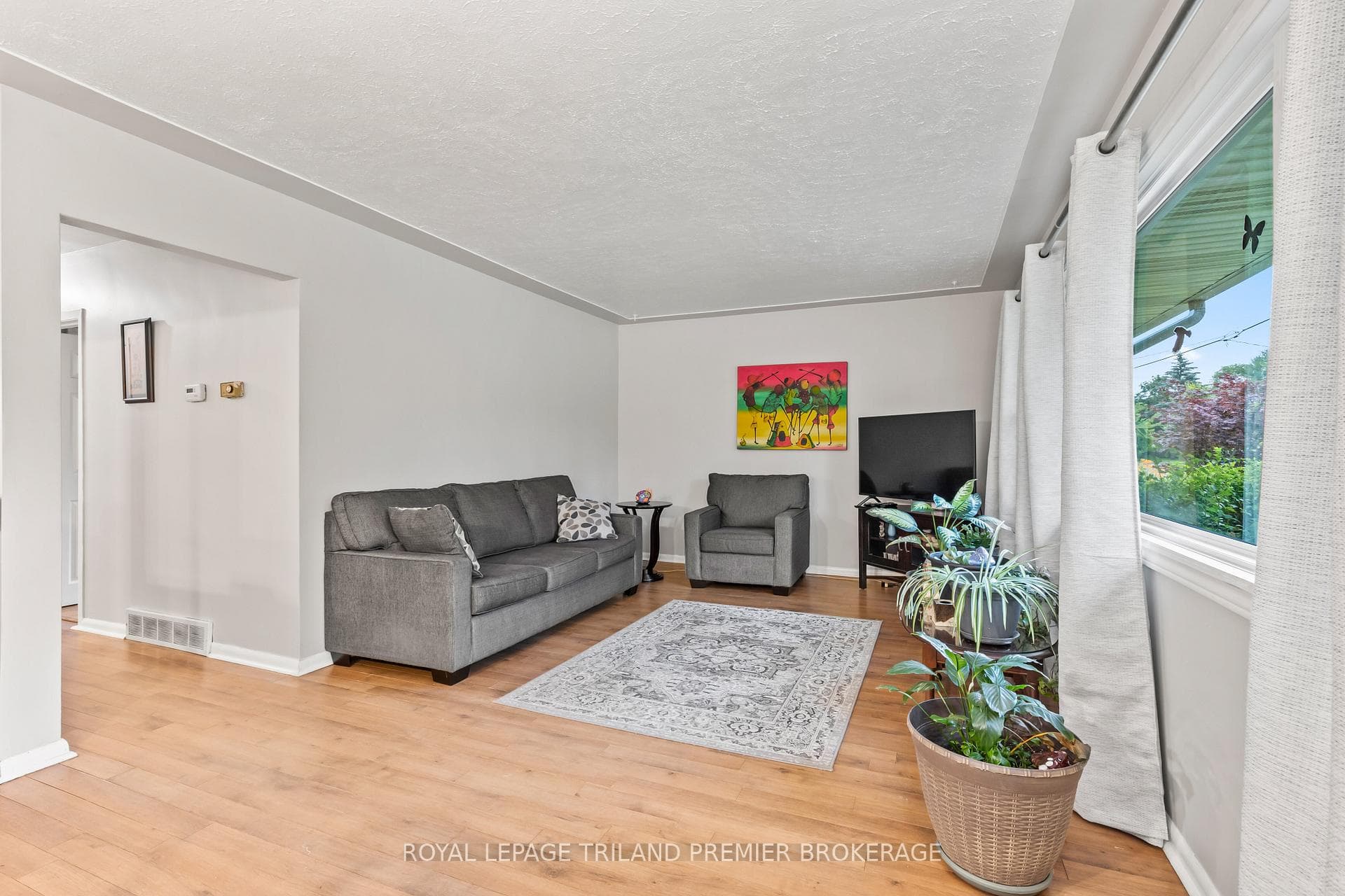 64 Marlborough Avenue photo 6