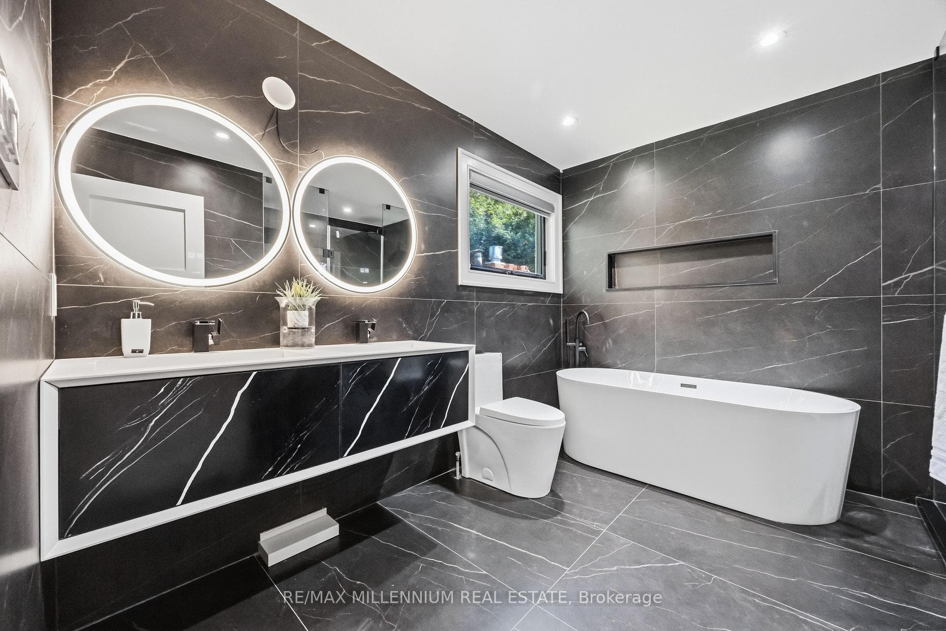 14 Portree Crescent photo 25