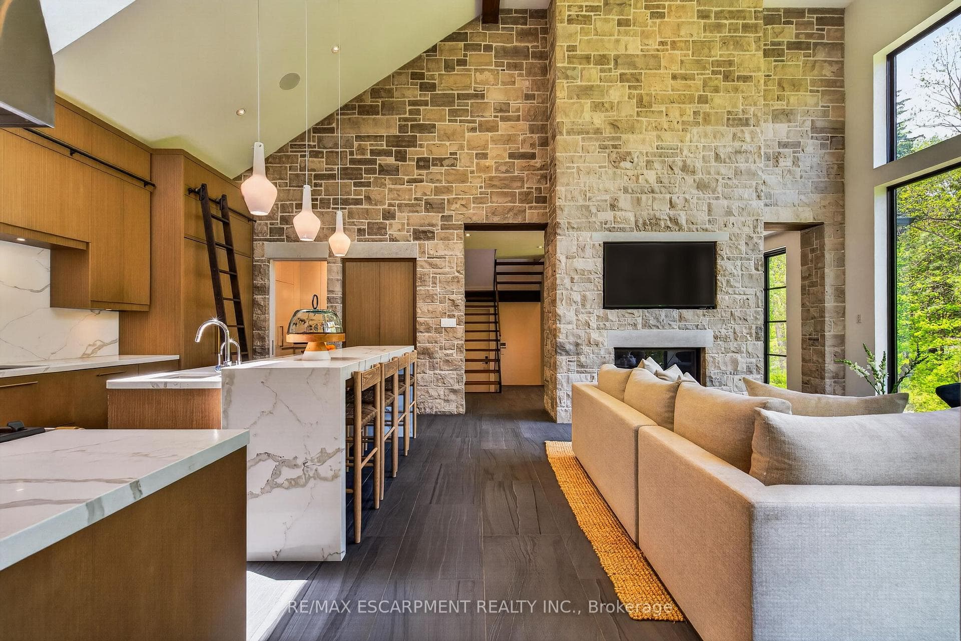 981 MINERAL SPRINGS Road photo 8
