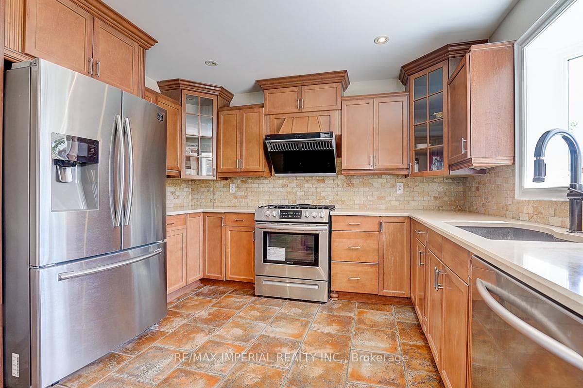 1407 GREENRIDGE Circle photo 17