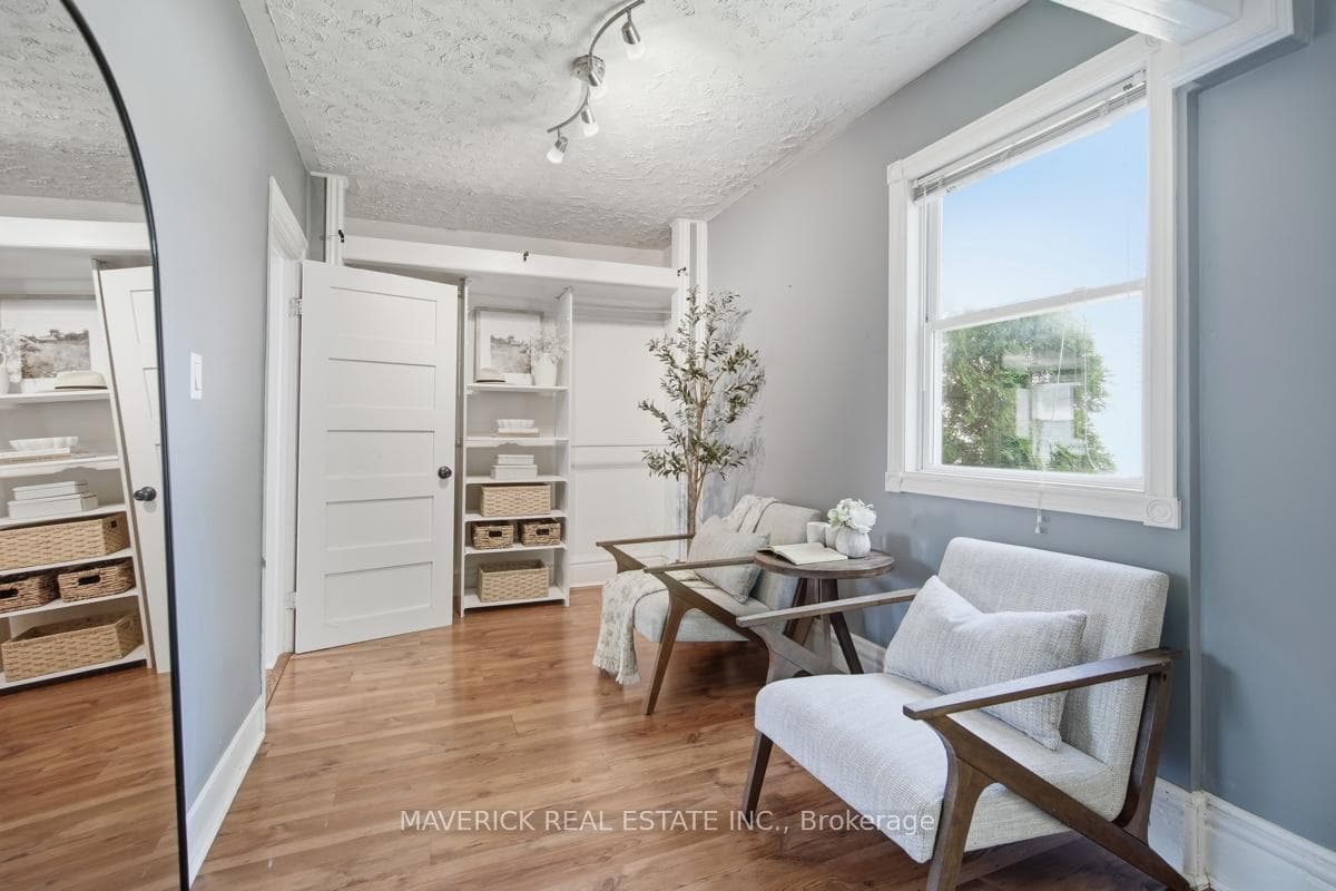 226 Grand Avenue photo 21