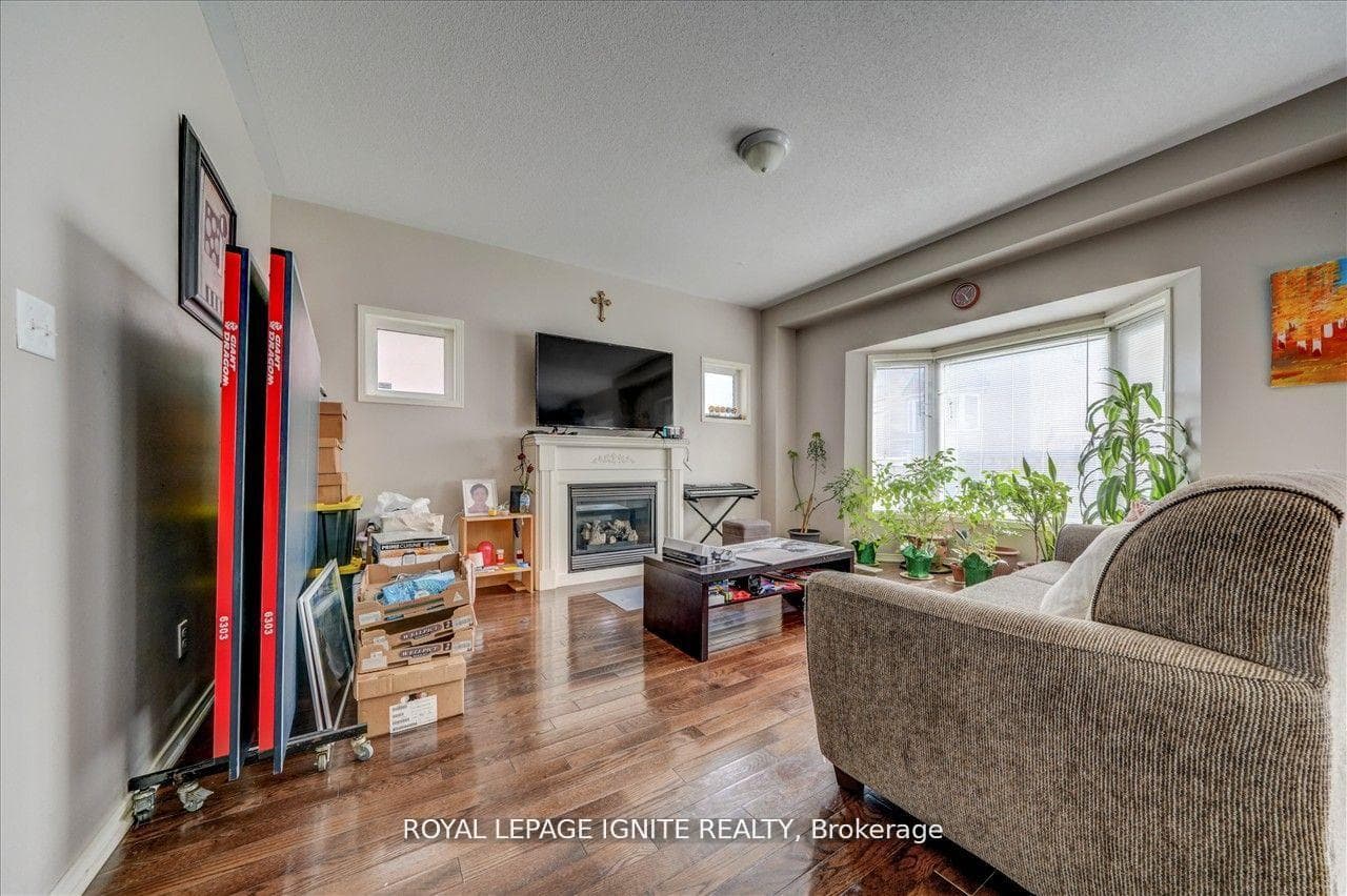 94 Gillett Drive photo 7