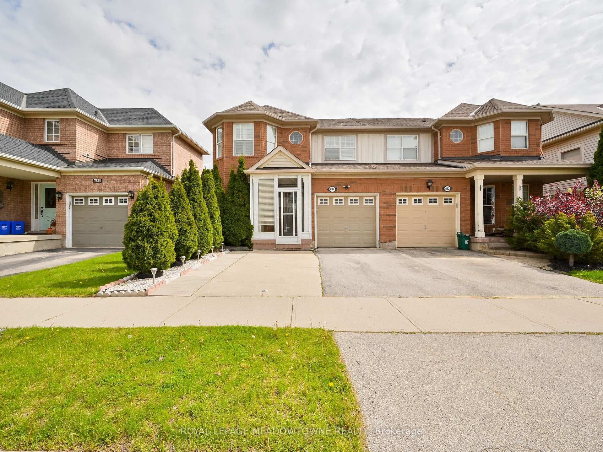 634 Hamilton Crescent photo 1