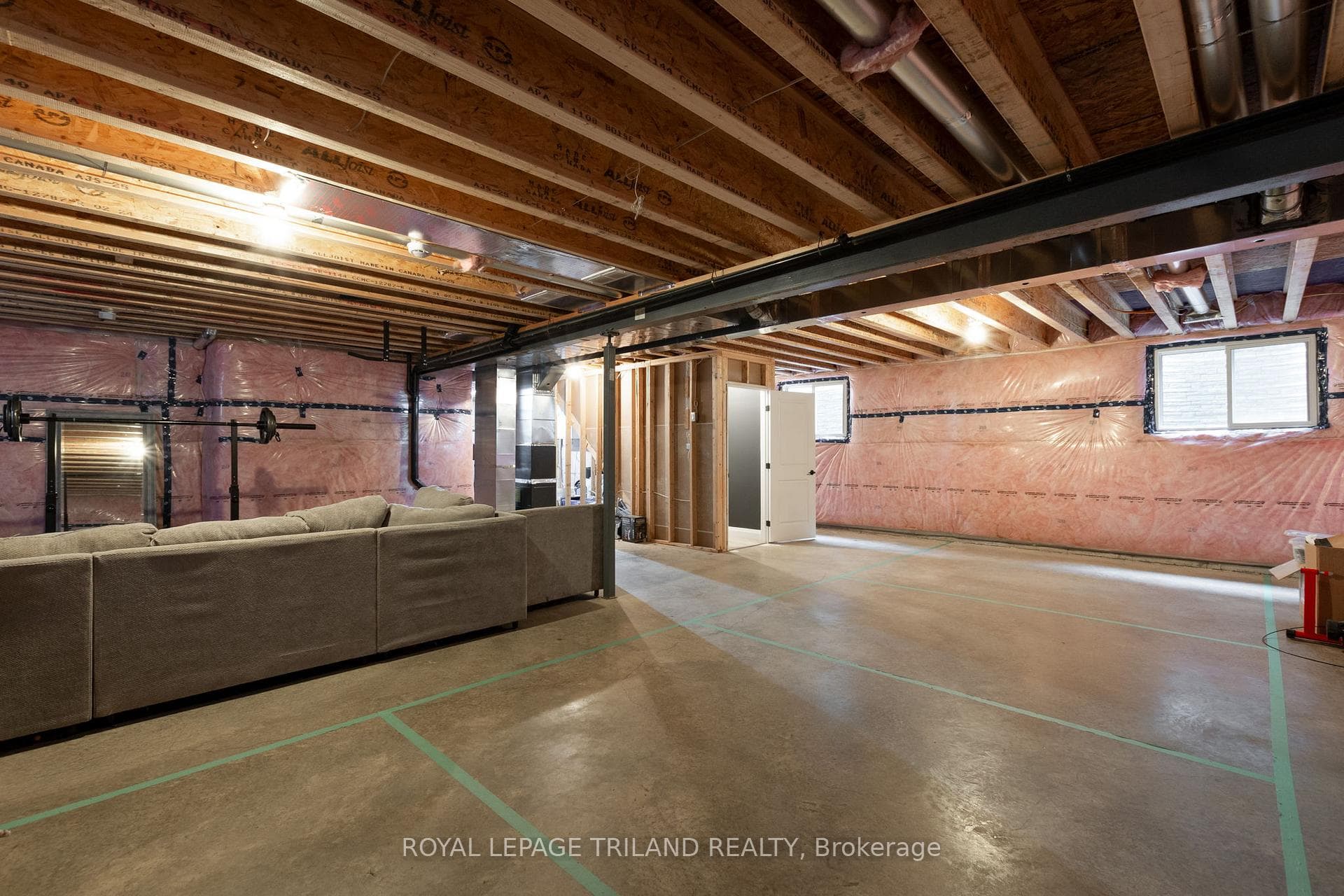 383 Daventry Way Unit 2 photo 25