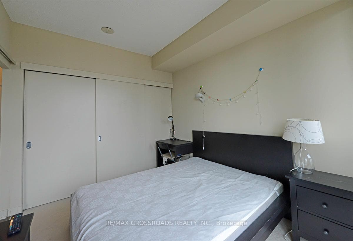 126 Simcoe Street Unit 3001 photo 16