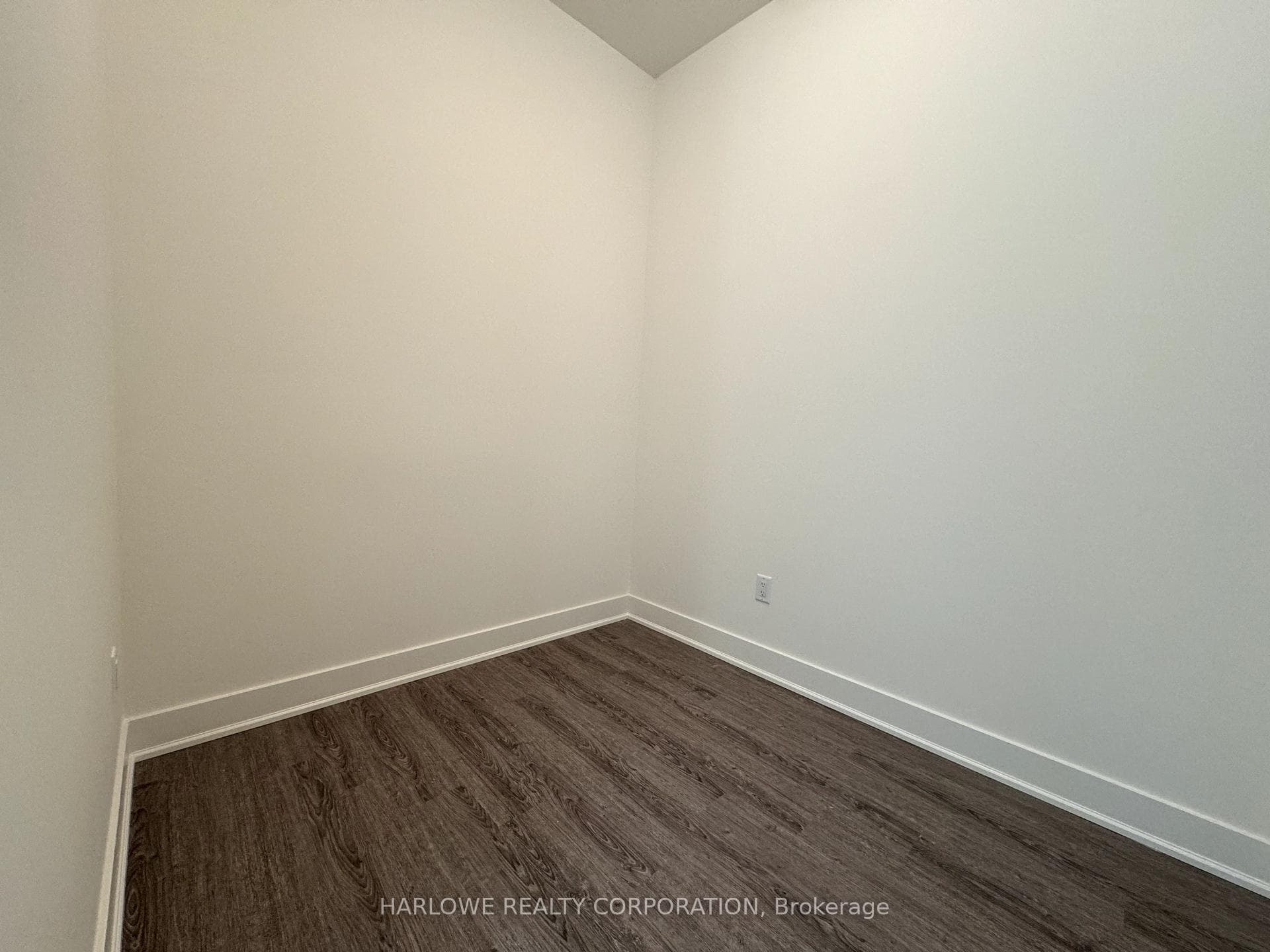 185 Deerfield Road Unit 1506 photo 14