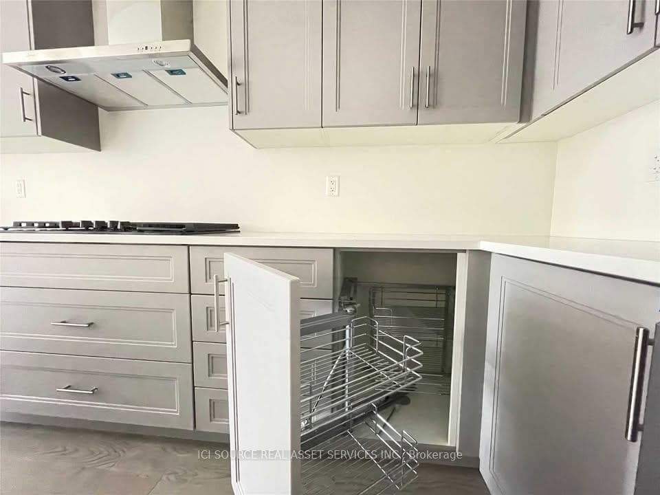 33 Macpherson Street photo 5