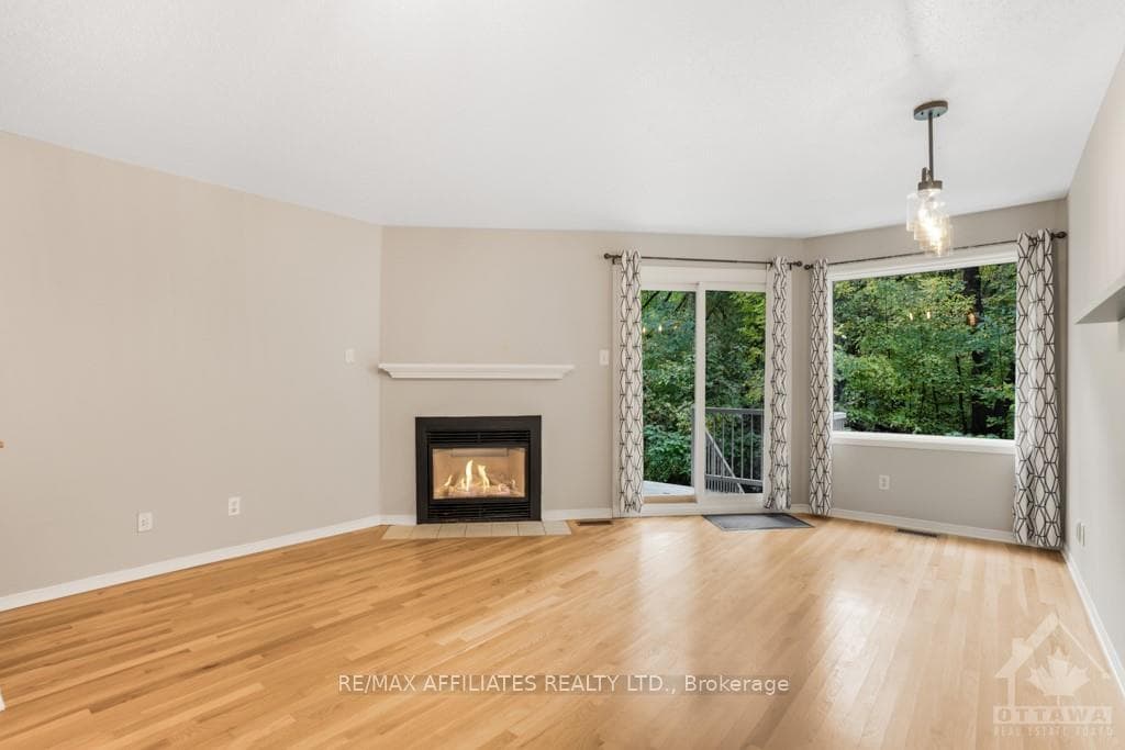 1400 Wildberry Court Unit 19 photo 8