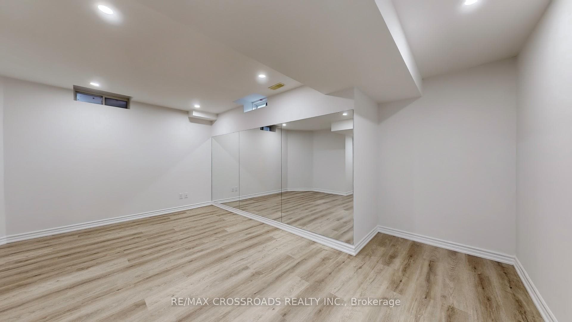112 Alfred Paterson Drive photo 31