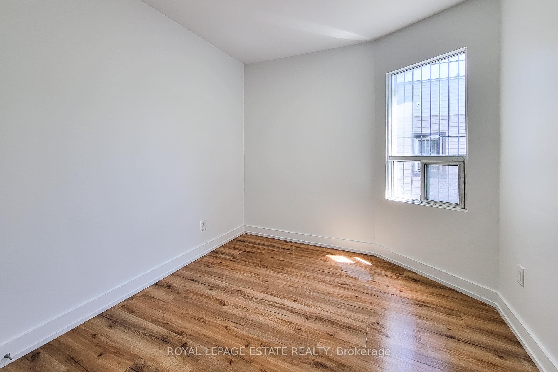 1052 Barton Street Unit 2 photo 10