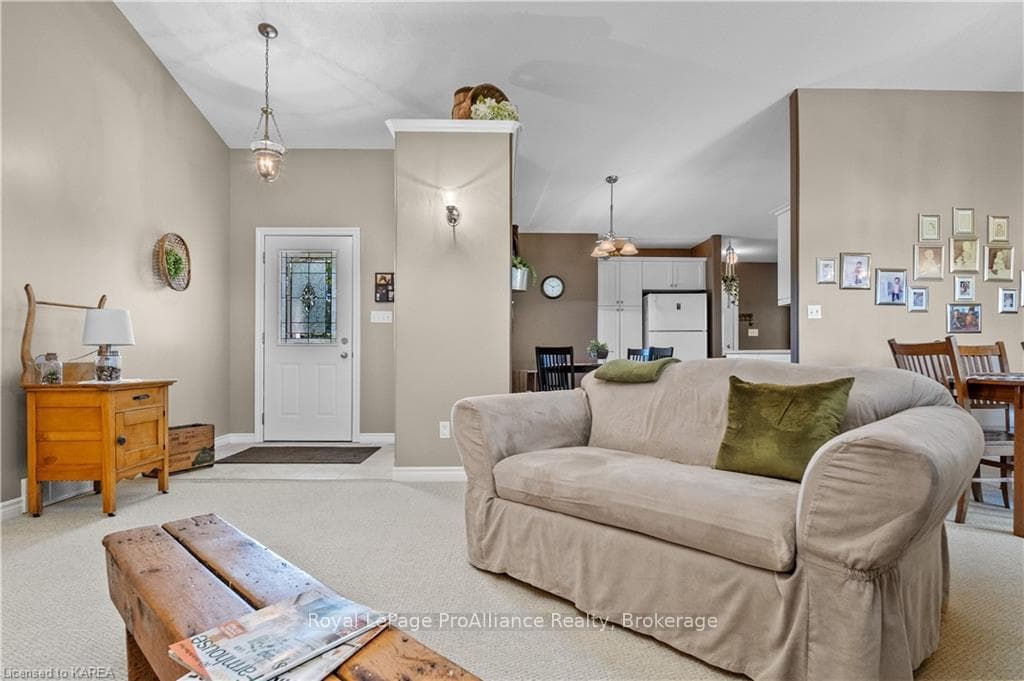 4691 WOLFE SWAMP Road photo 5