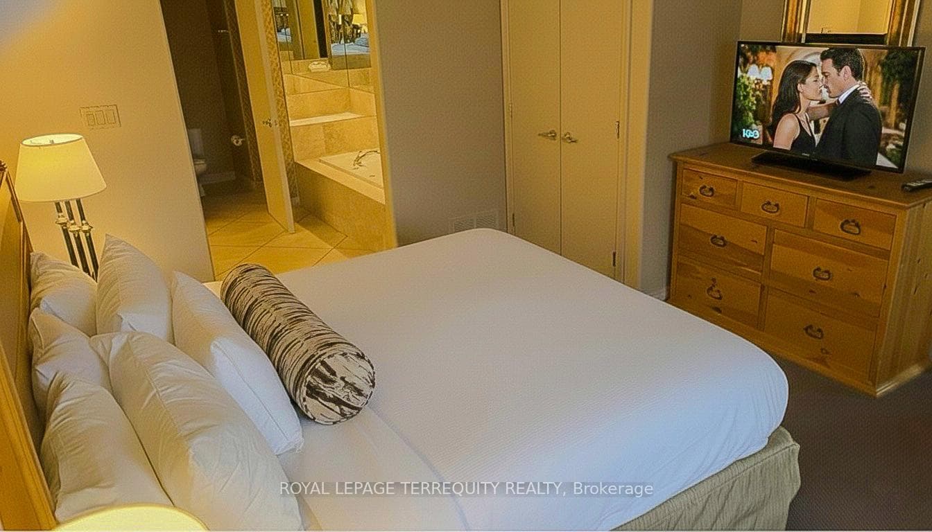 90 Highland Drive Unit 2328 photo 13