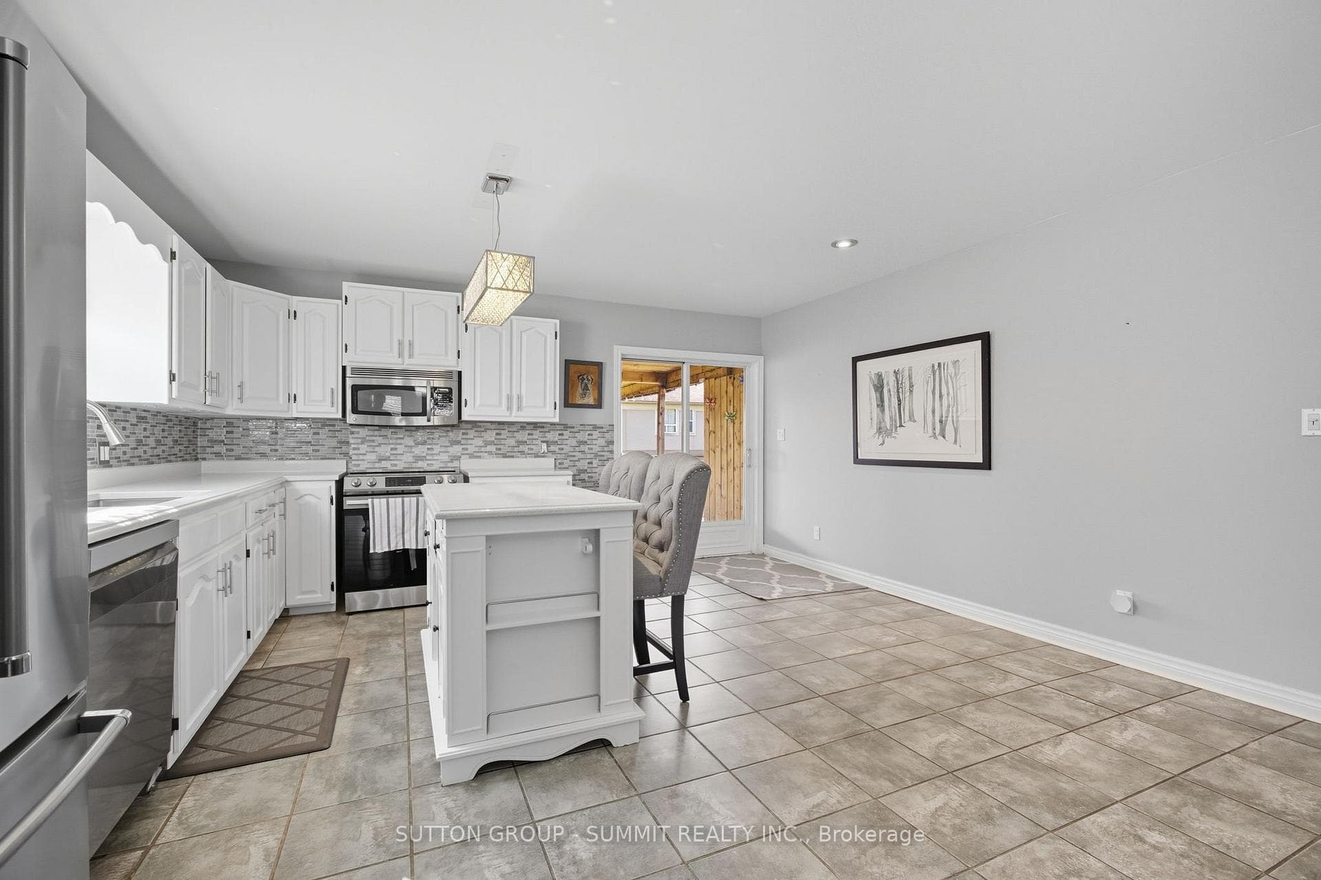 7491 Scholfield Road photo 15
