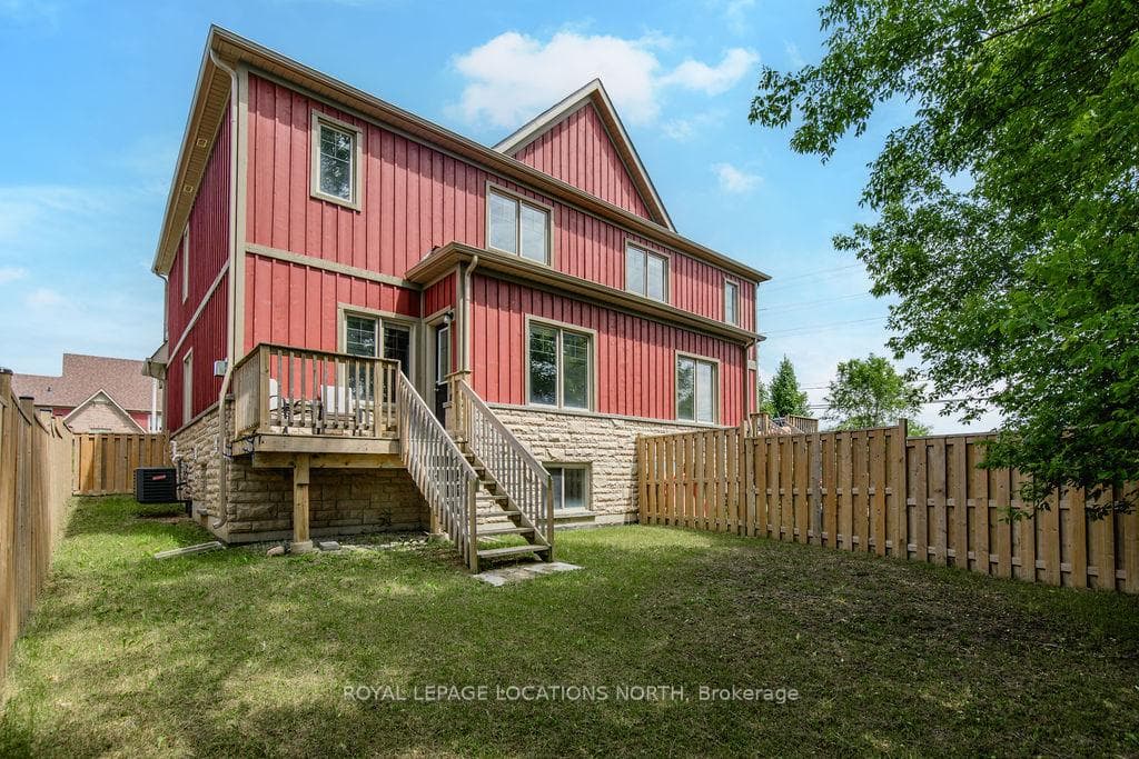 3 Hughes Street photo 34