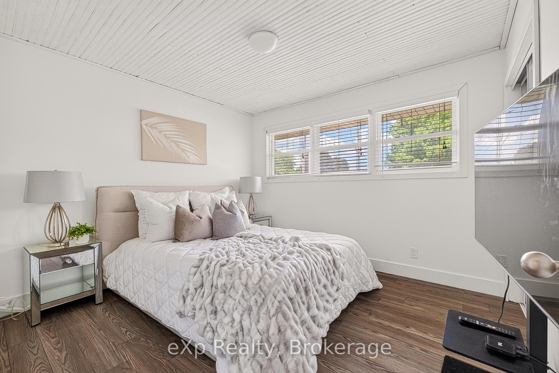 18 Willowdale Street photo 14