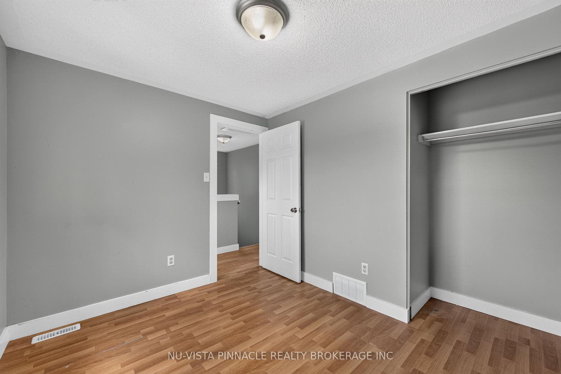 282 Fleming Drive photo 24