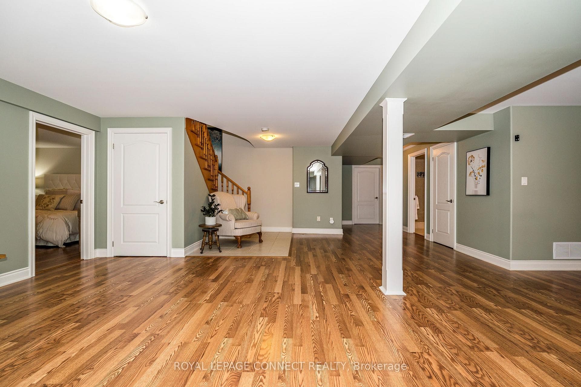10 St. Philip Court photo 23