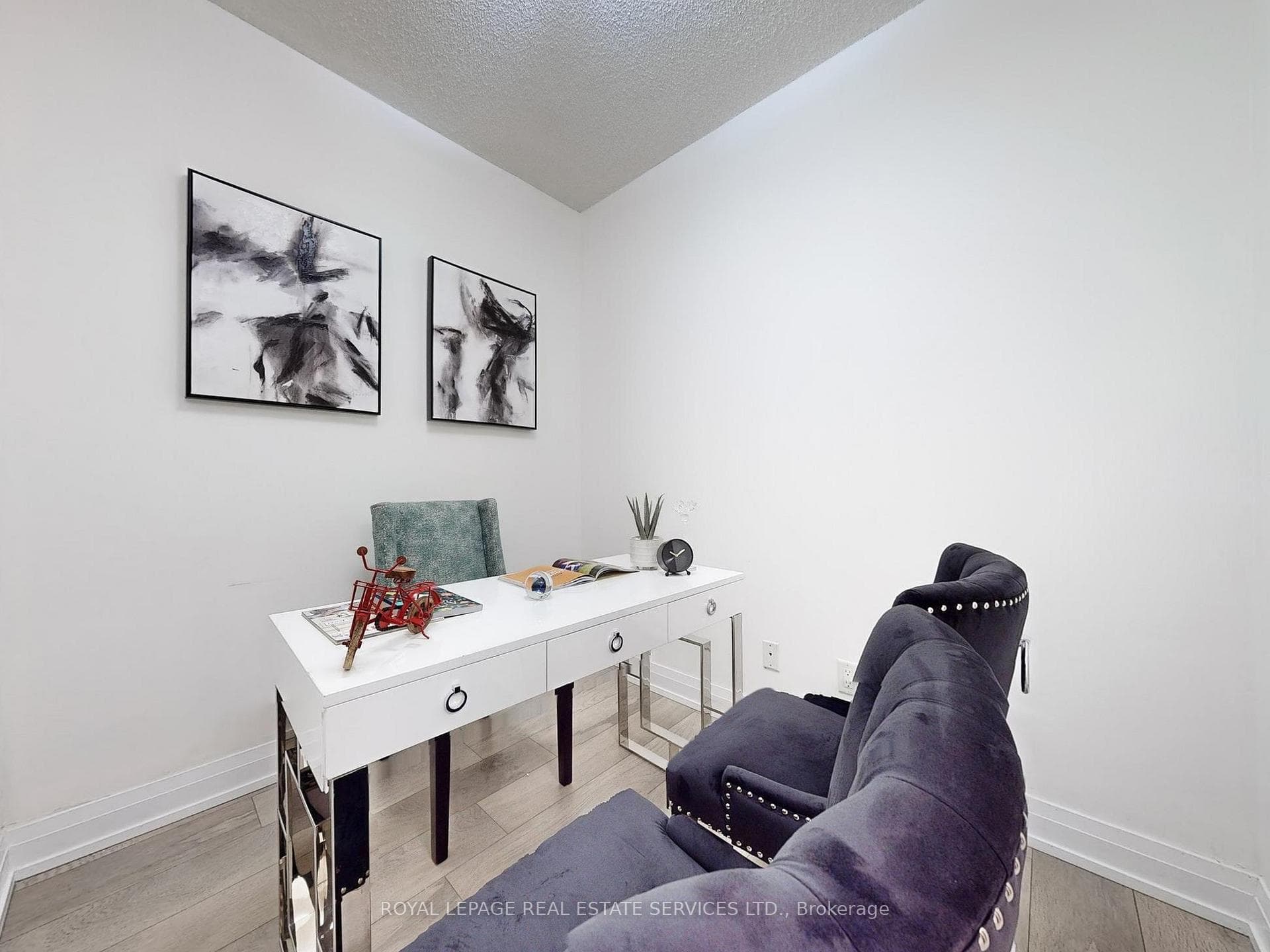 75 North Park Road Unit 212 photo 14