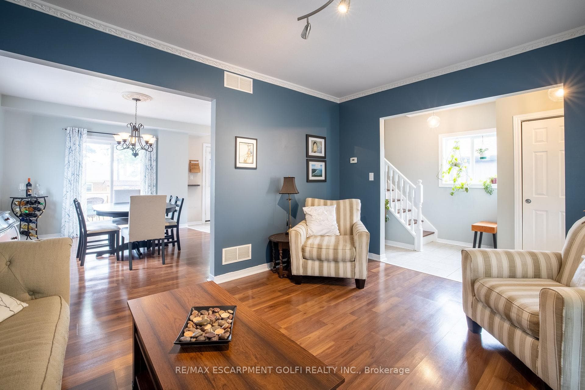 6470 Ker Street photo 8