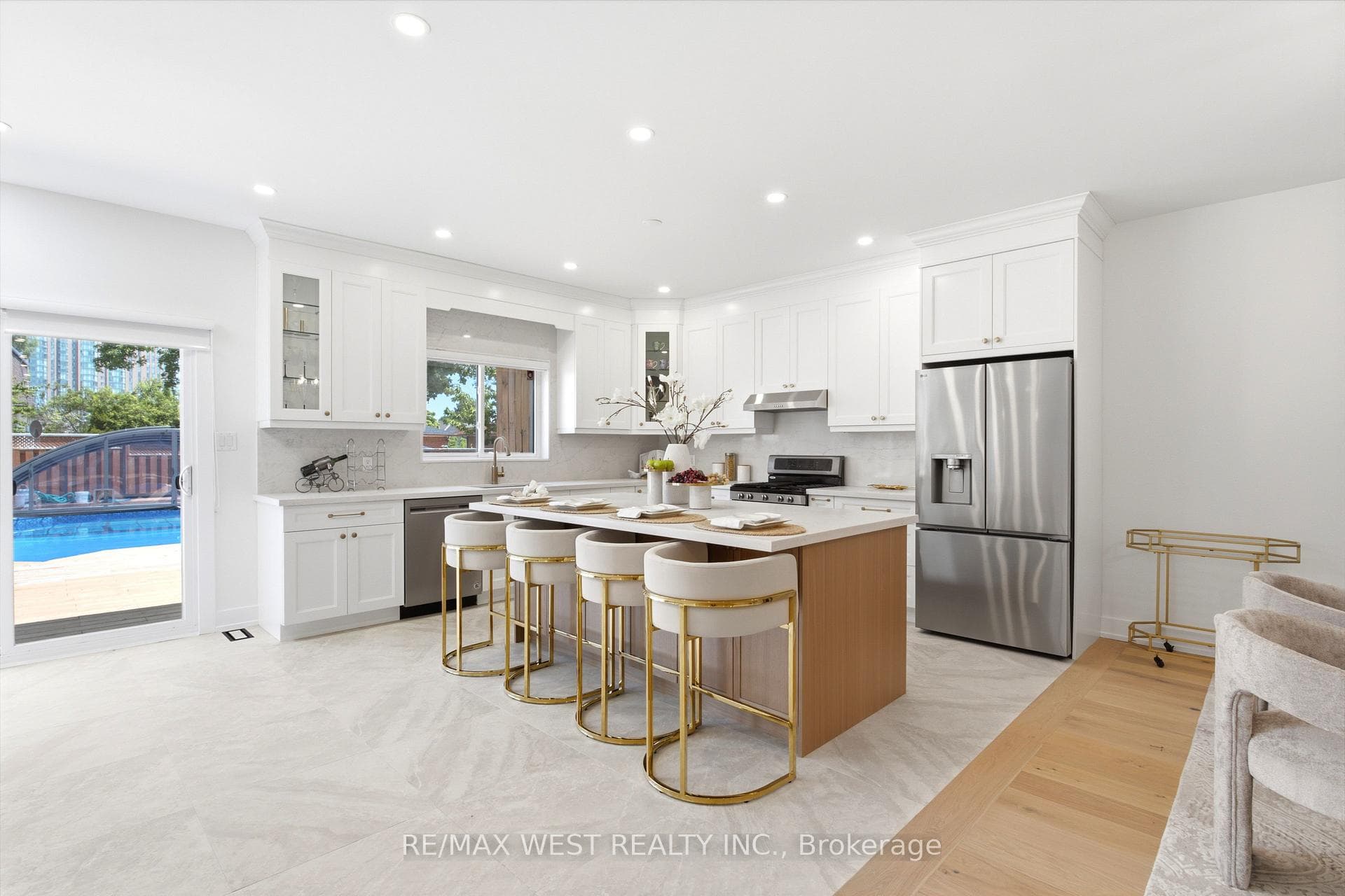 3163 Rolling Stone Court photo 8
