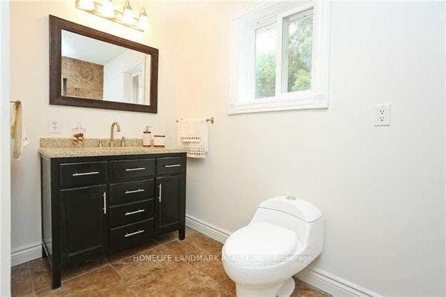 80 Larratt Lane photo 12