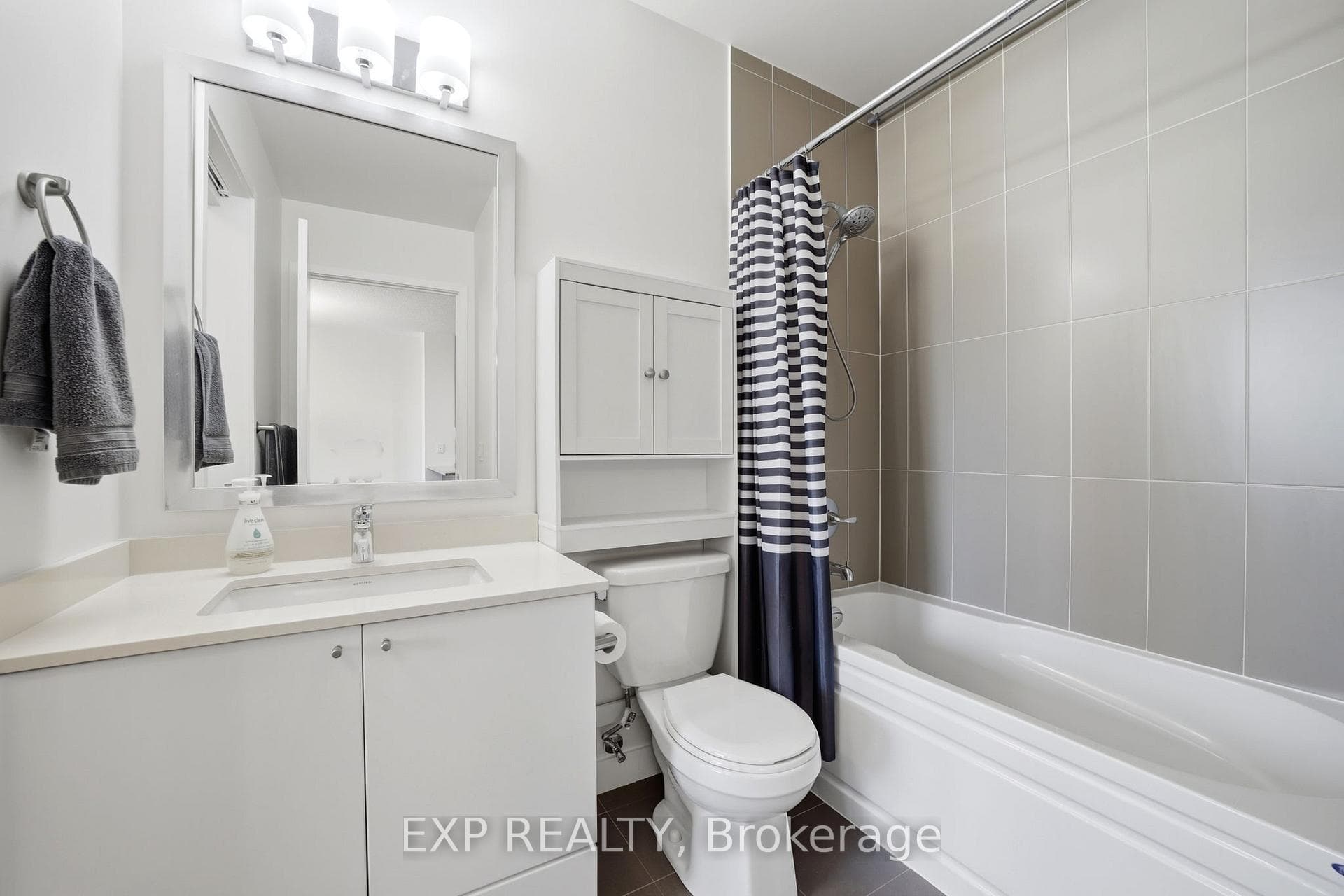 3975 Grand Park Drive Unit 401 photo 16