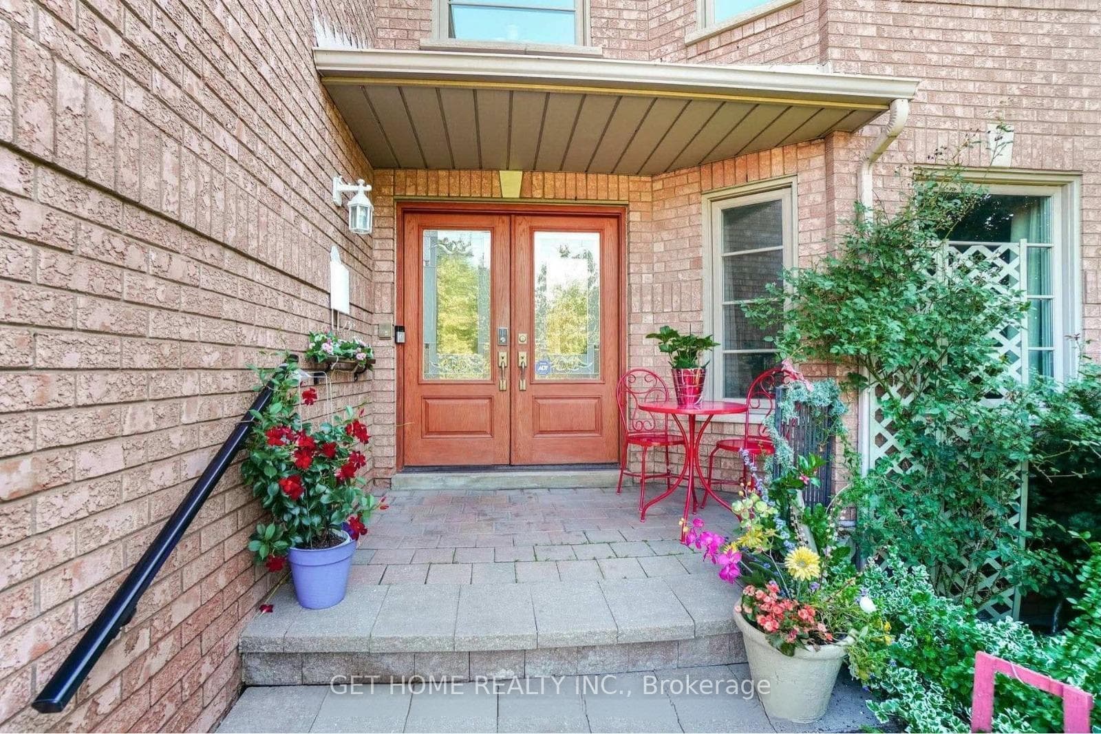 5668 Turney Drive Unit Upper photo 3